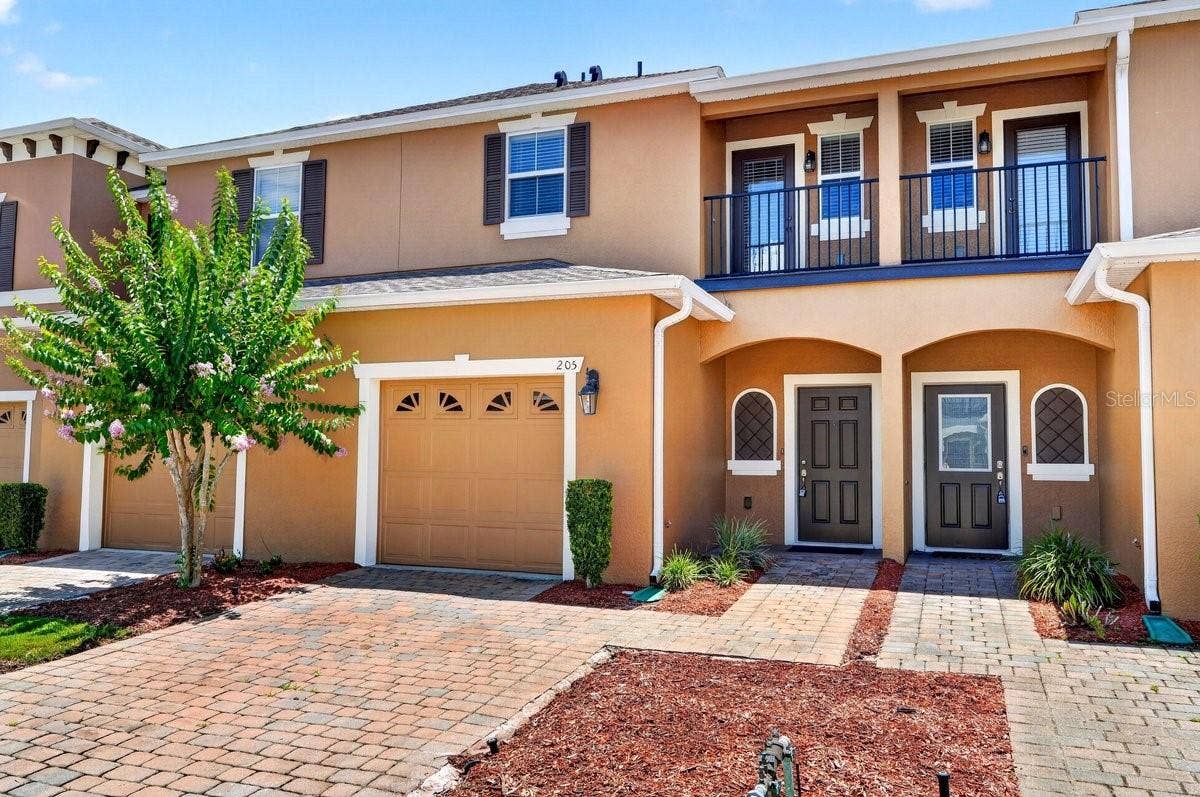 205 WENTWORTH GRANDE DRIVE, Daytona Beach, FL 32124 205 WENTWORTH GRANDE DRIVE, Daytona Beach, FL 32124