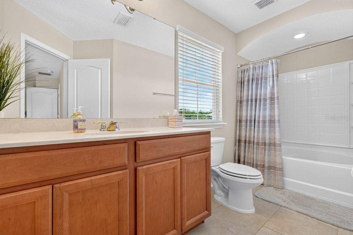 205 WENTWORTH GRANDE DRIVE, Daytona Beach, FL 32124 205 WENTWORTH GRANDE DRIVE, Daytona Beach, FL 32124