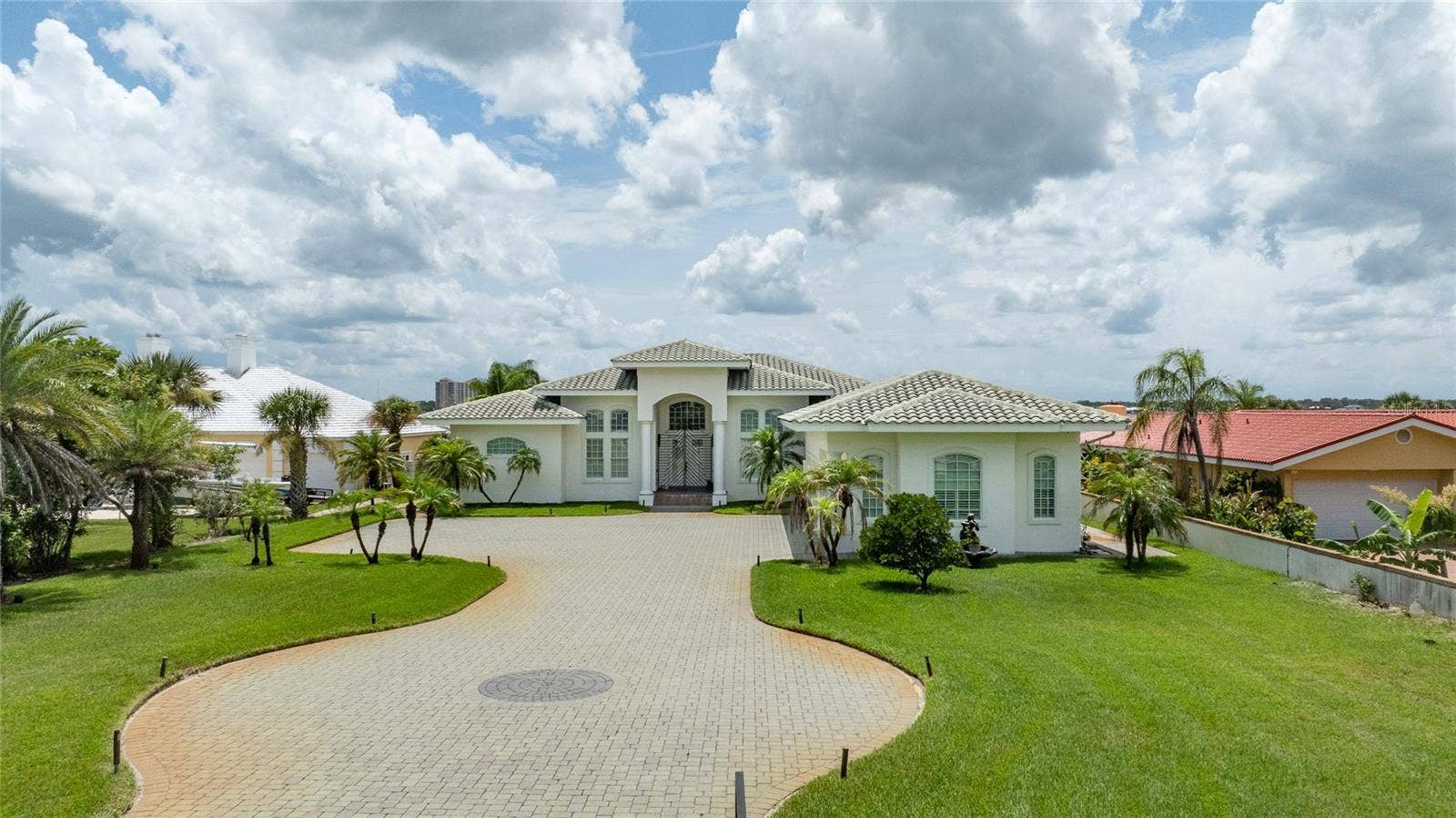 3020 S PENINSULA DRIVE, Daytona Beach Shores, FL 32118