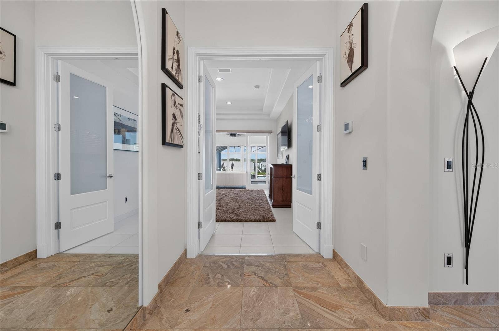 PRIMARY BEDROOM ENTRY