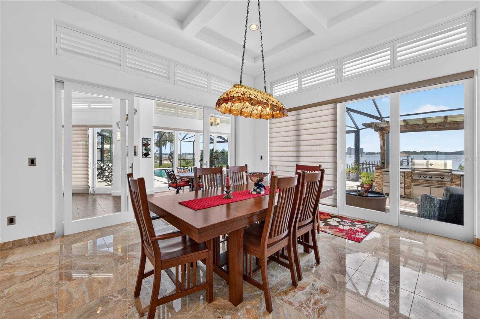 DINING ROOM VIEW