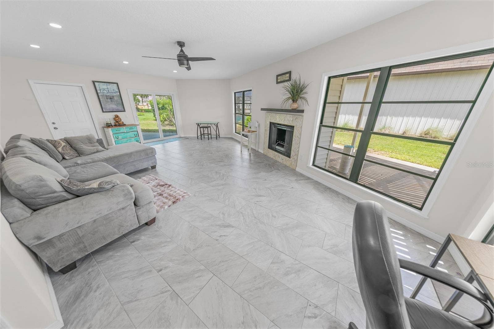 38 LAZY EIGHT DRIVE, Port Orange, FL 32128