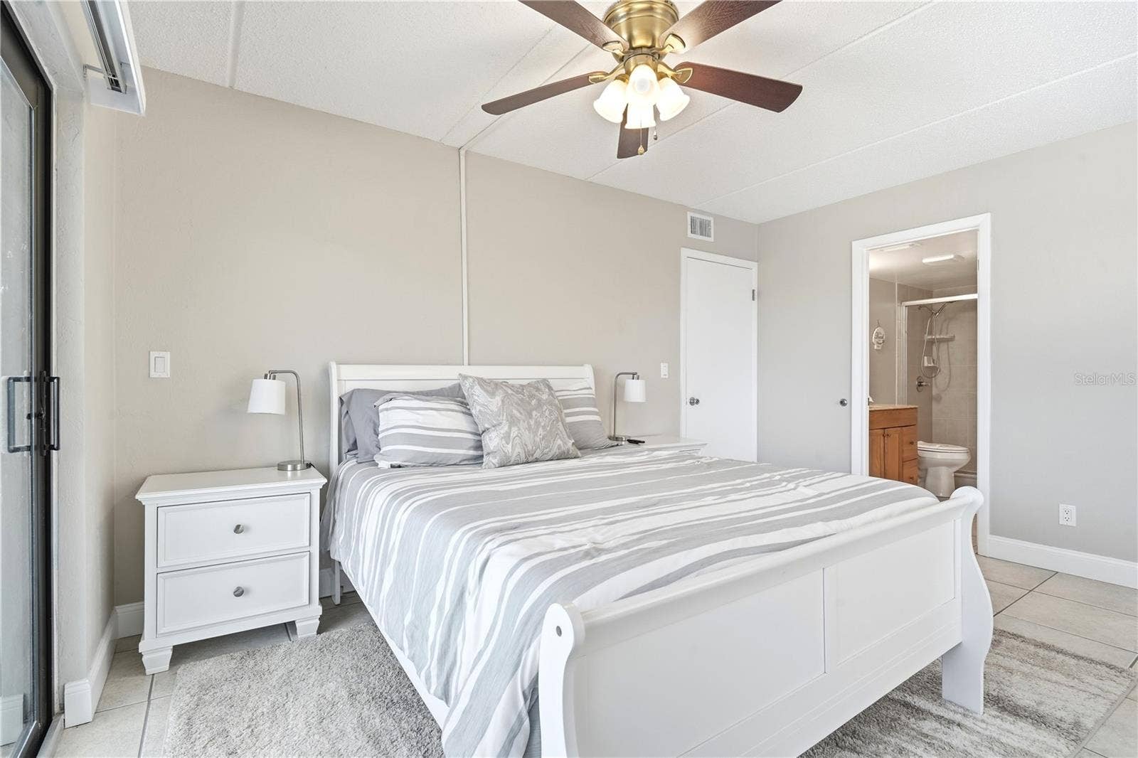 3807 S ATLANTIC AVENUE, #4040, Daytona Beach Shores, FL 32118