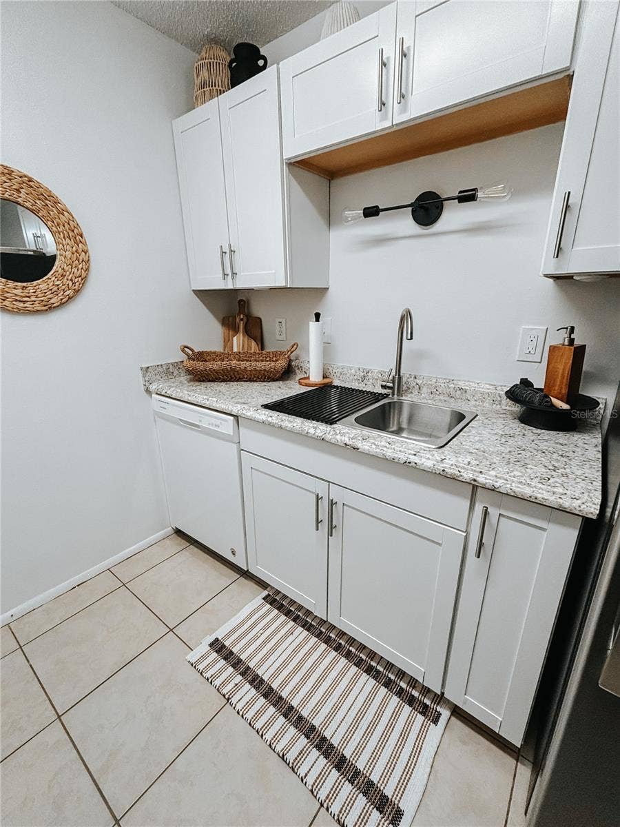 1600 BIG TREE ROAD, #O8, Daytona Beach, FL 32119