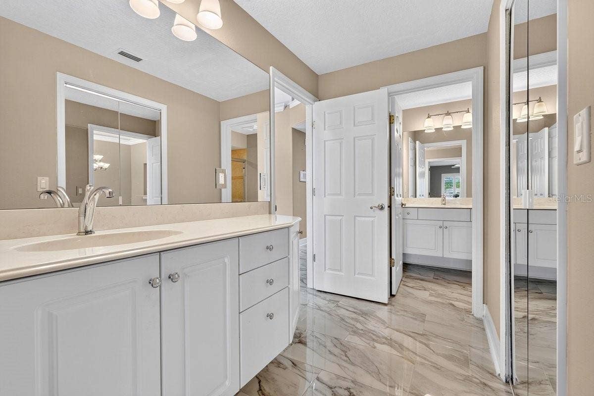 1975 RUTGERS PLACE, Port Orange, FL 32128