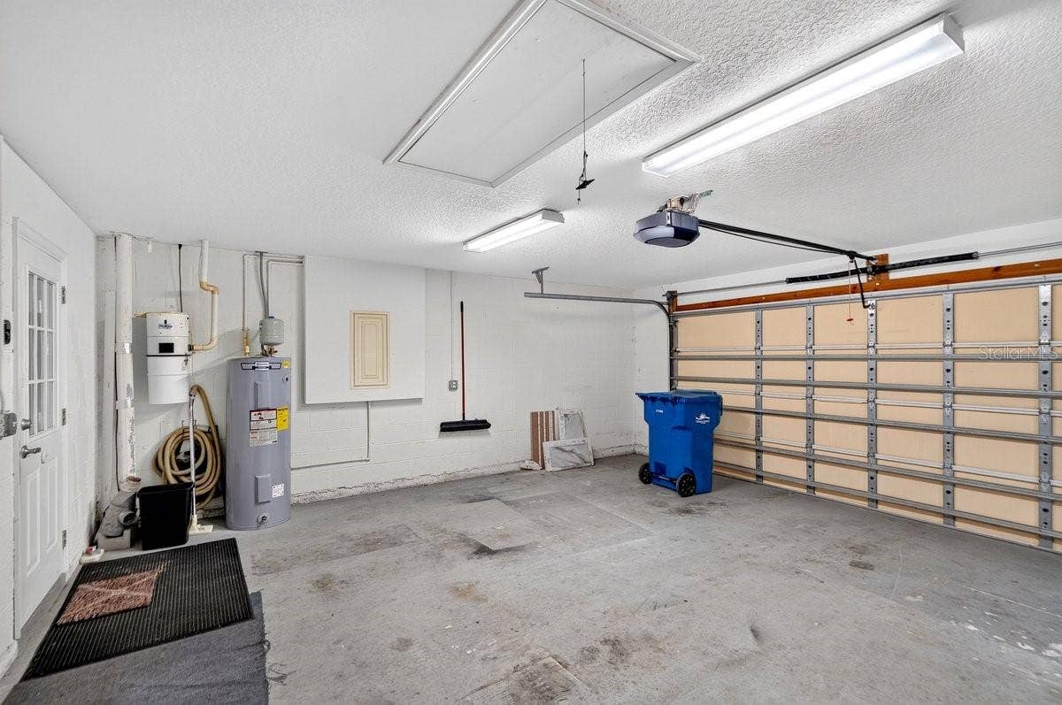 1975 RUTGERS PLACE, Port Orange, FL 32128