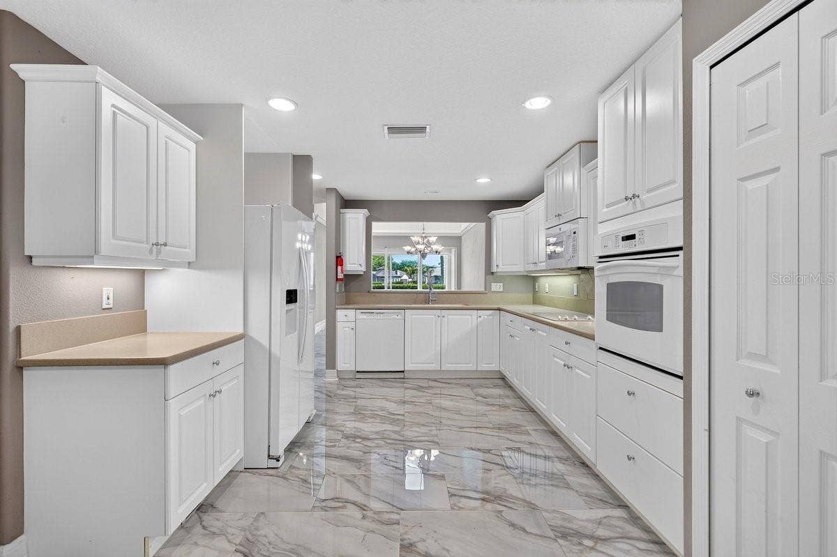 1975 RUTGERS PLACE, Port Orange, FL 32128