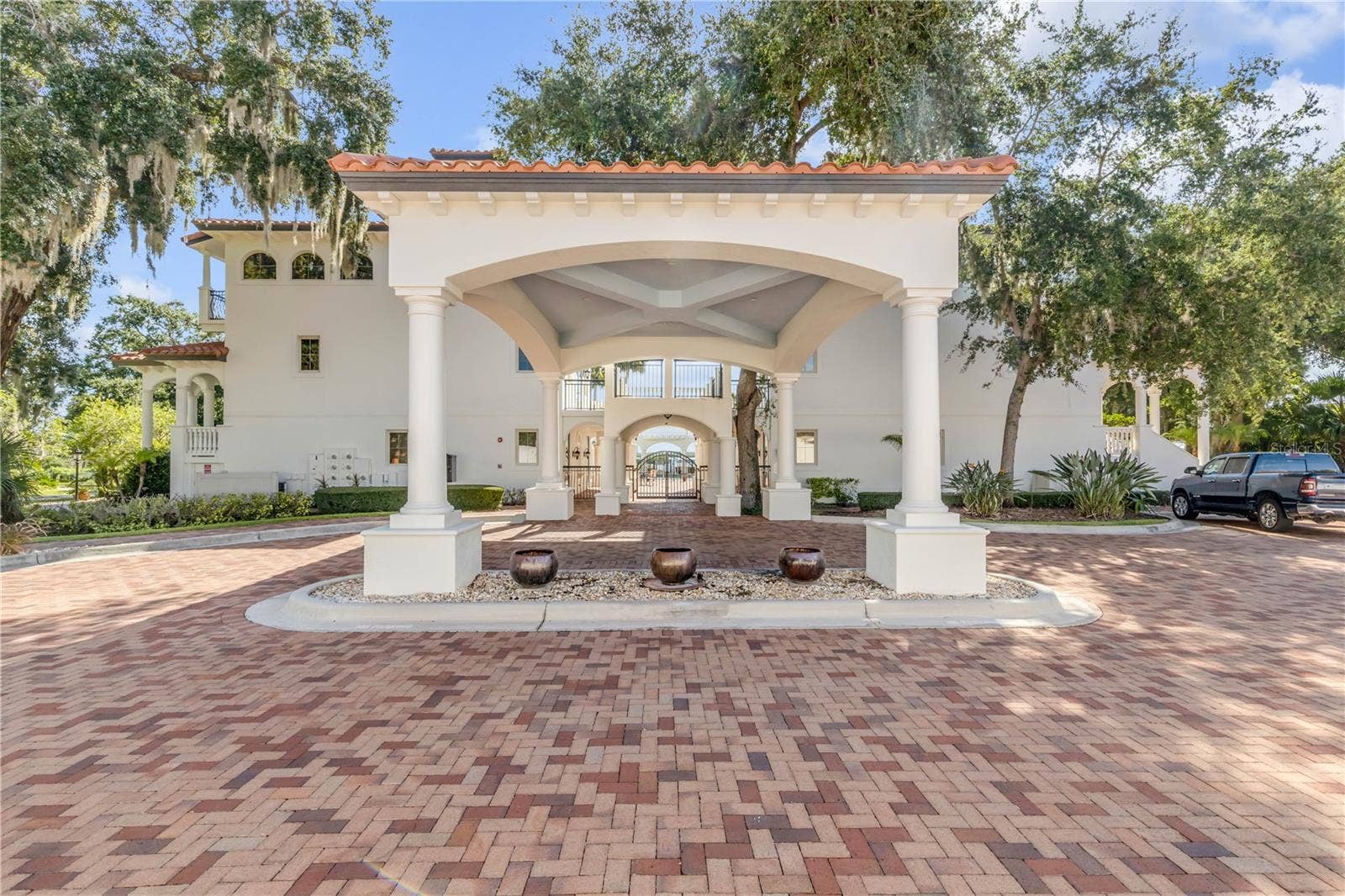 5090 RIVERSIDE DRIVE, #105, Port Orange, FL 32127 Guest Entrance Portico
