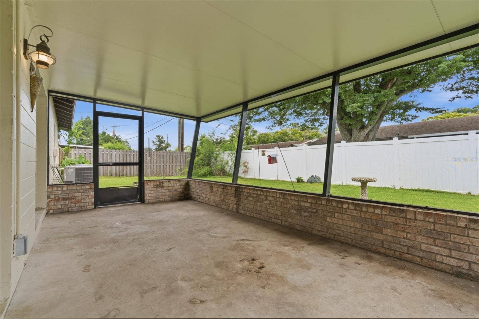 2021 ORIOLE LANE, South Daytona, FL 32119