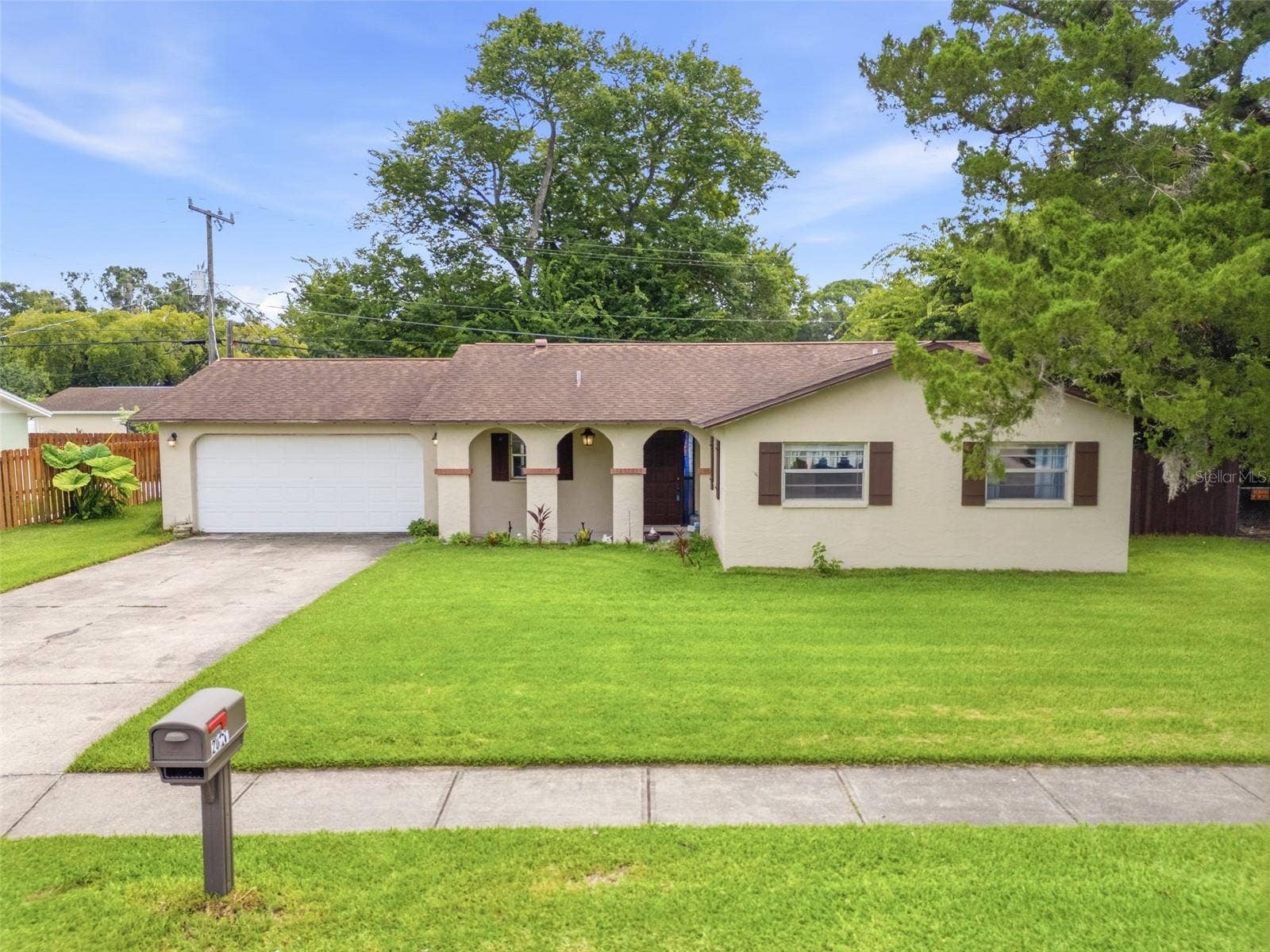 2021 ORIOLE LANE, South Daytona, FL 32119