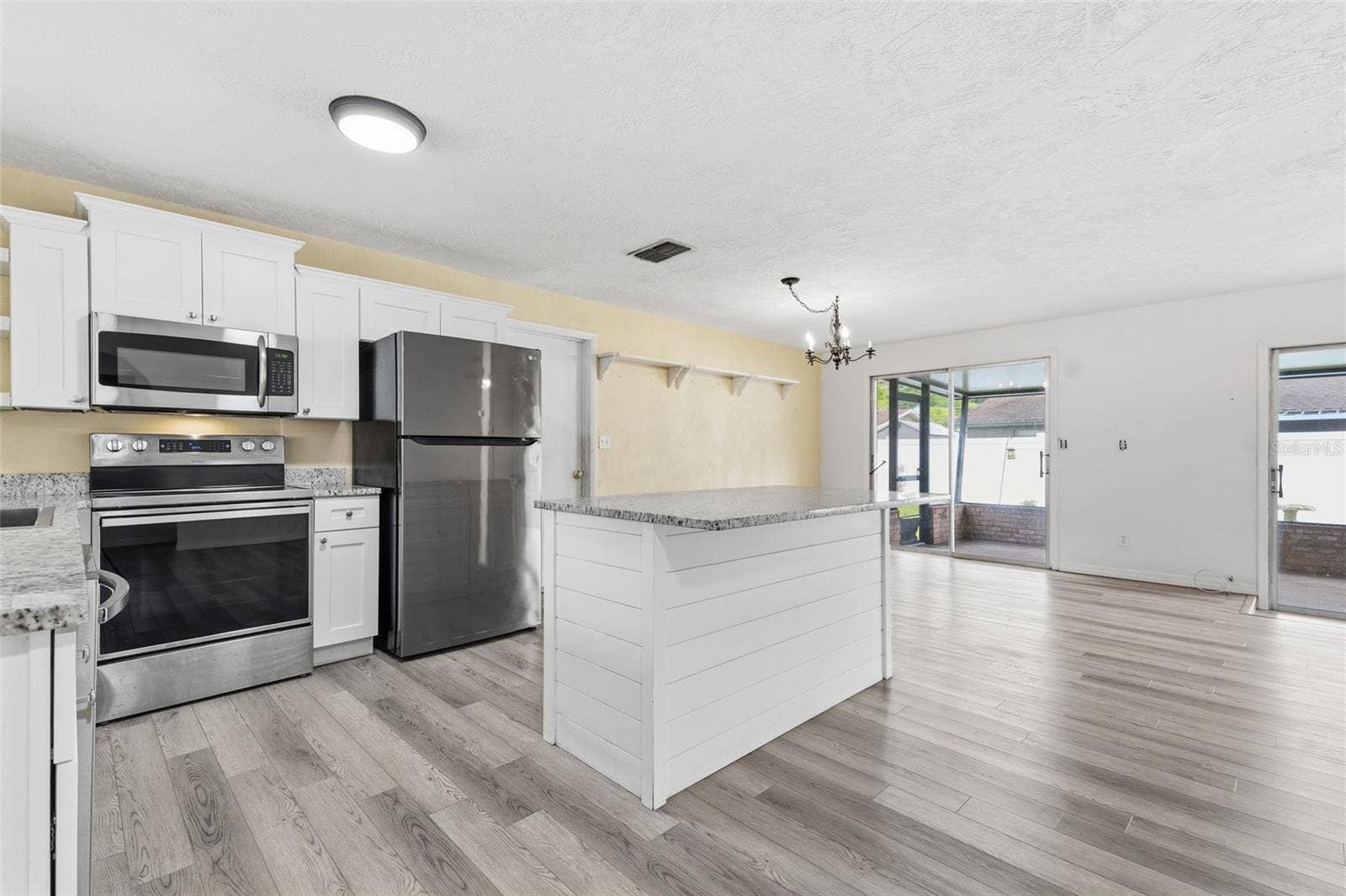 2021 ORIOLE LANE, South Daytona, FL 32119