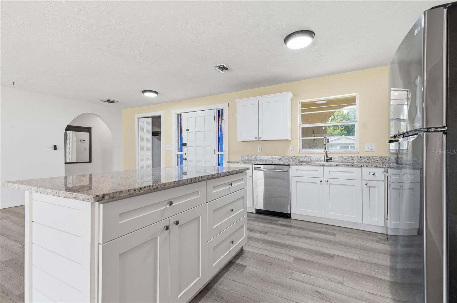 2021 ORIOLE LANE, South Daytona, FL 32119