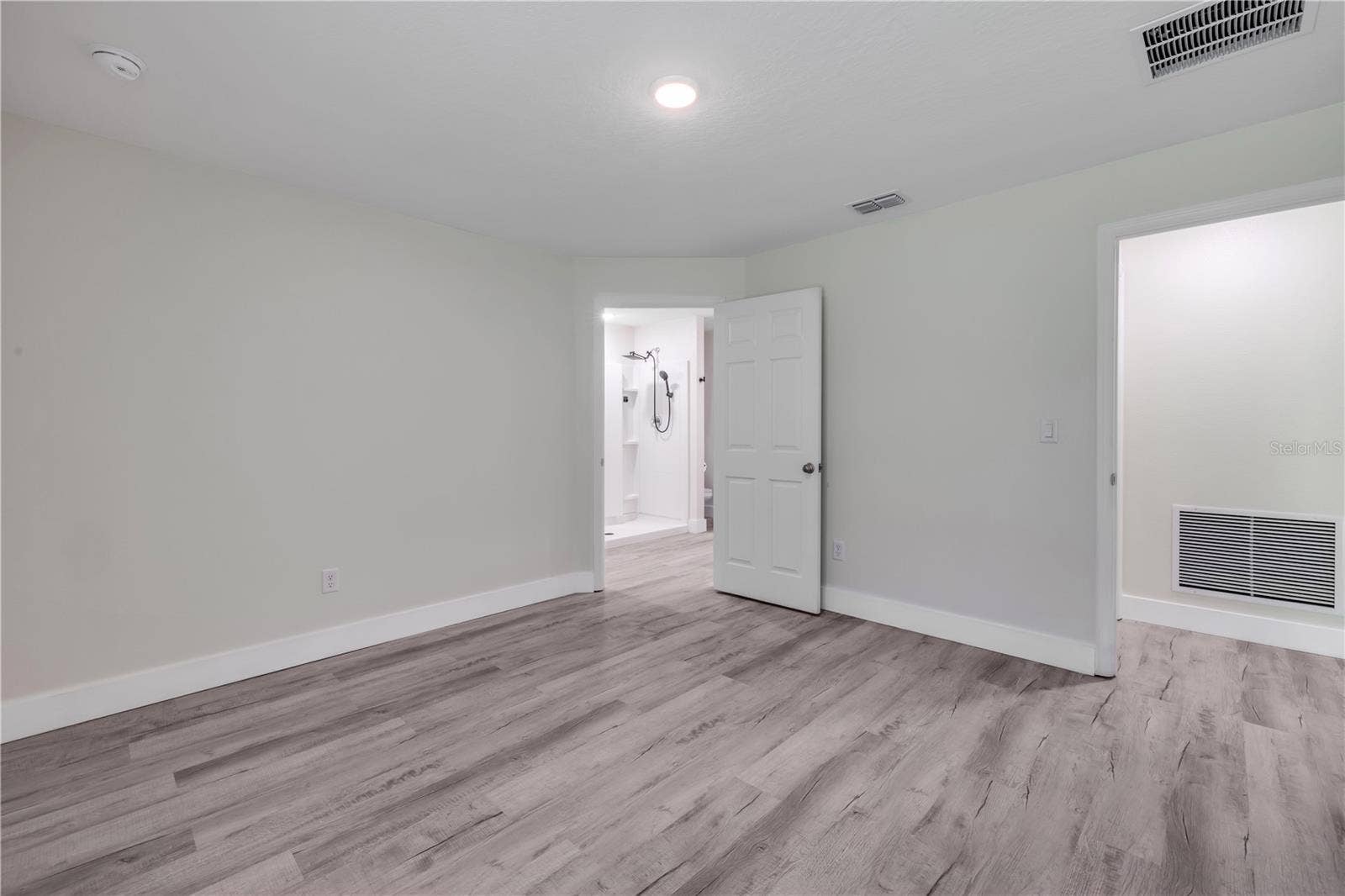 176 PINE GROVE DRIVE, Palm Coast, FL 32164 176 PINE GROVE DRIVE, Palm Coast, FL 32164