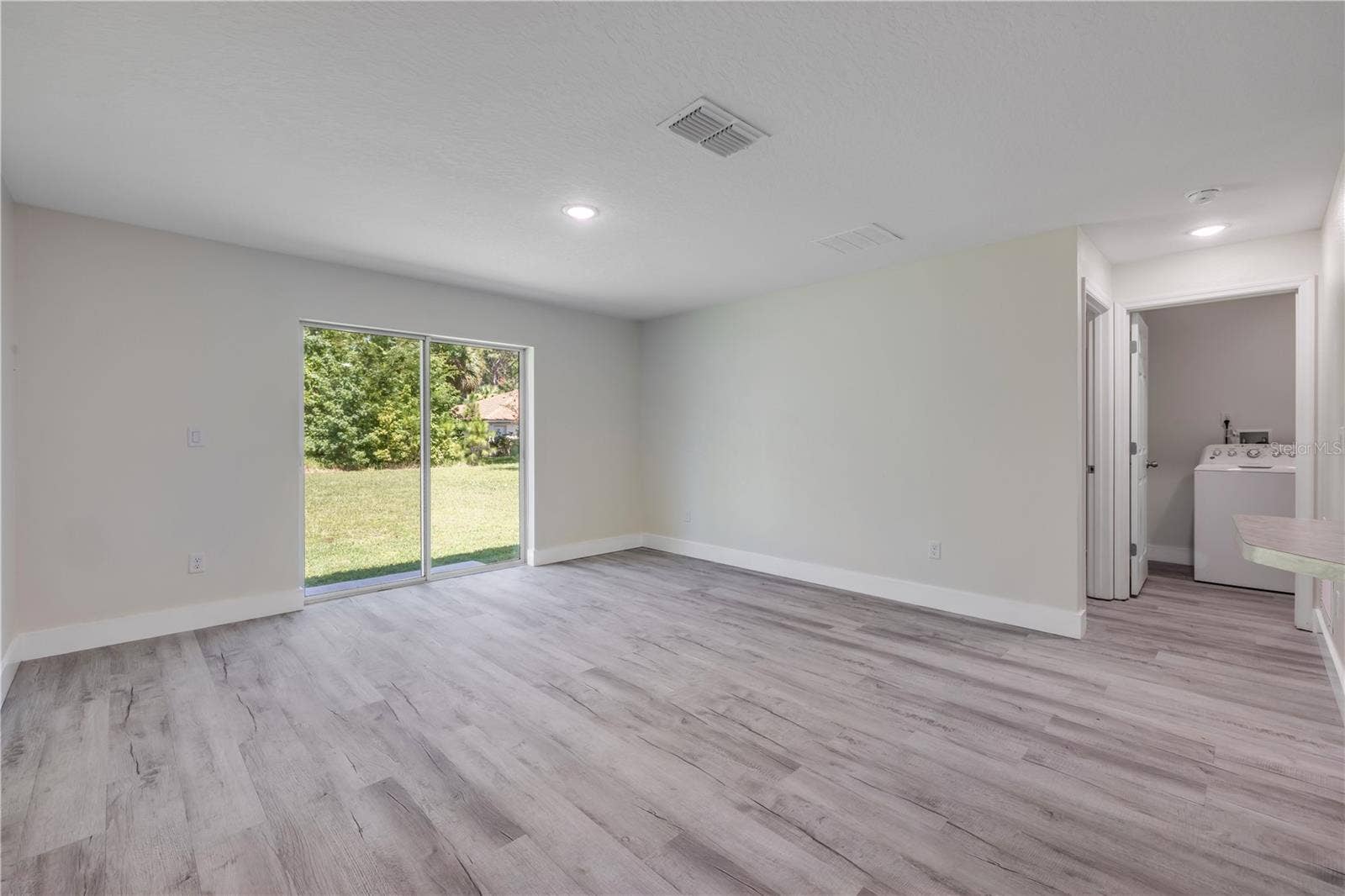 176 PINE GROVE DRIVE, Palm Coast, FL 32164 176 PINE GROVE DRIVE, Palm Coast, FL 32164