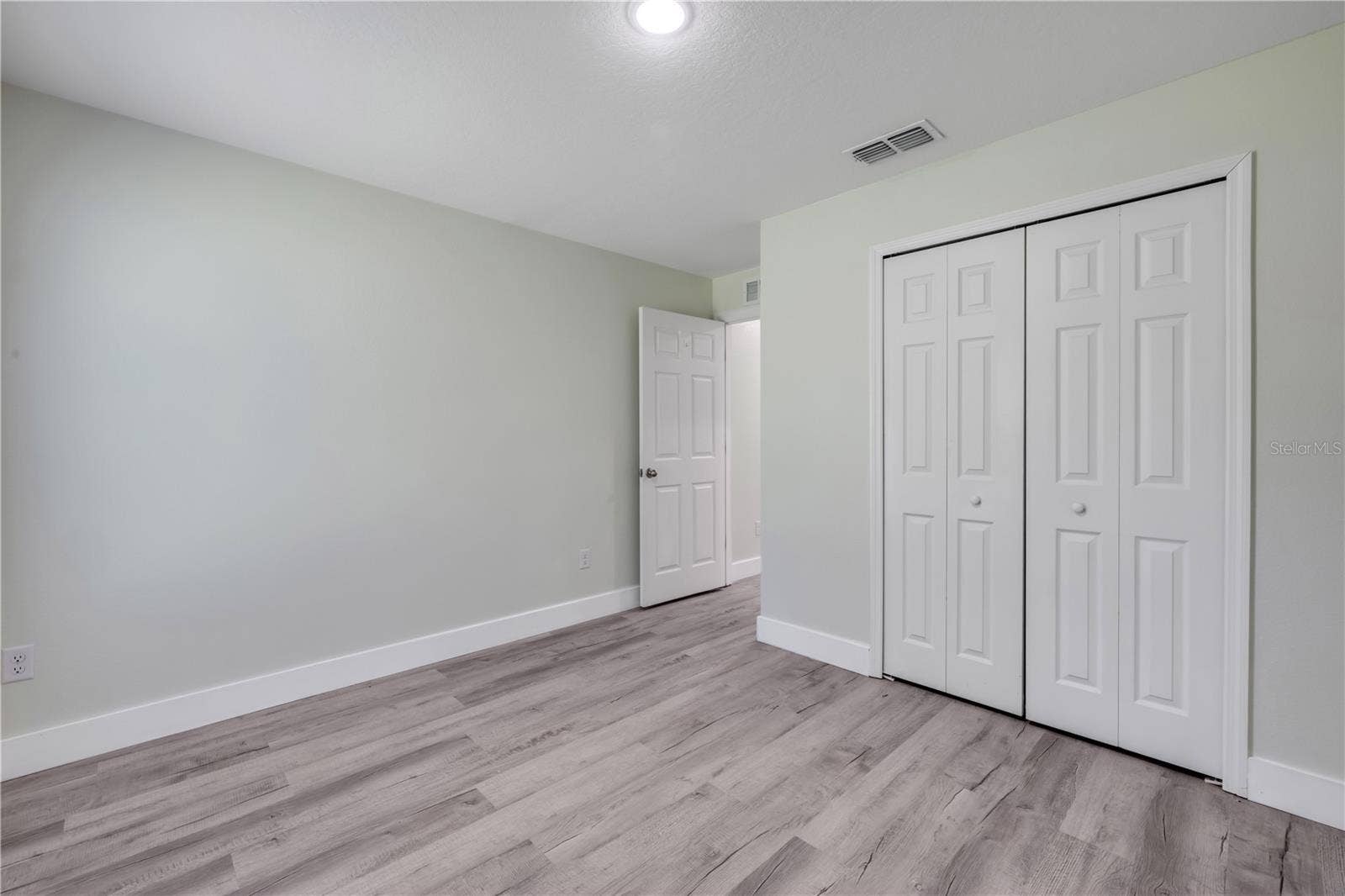 176 PINE GROVE DRIVE, Palm Coast, FL 32164 176 PINE GROVE DRIVE, Palm Coast, FL 32164