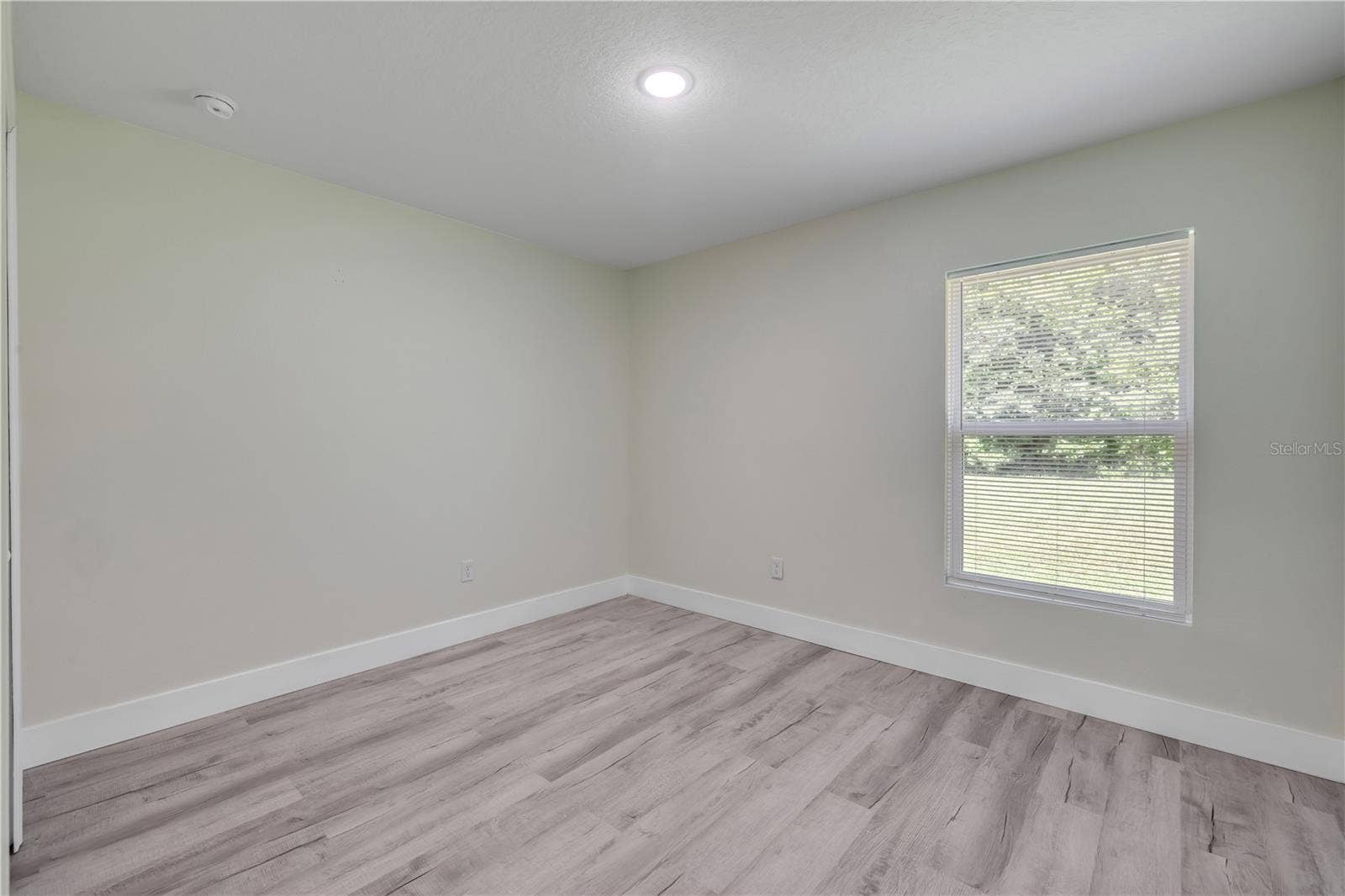 176 PINE GROVE DRIVE, Palm Coast, FL 32164 176 PINE GROVE DRIVE, Palm Coast, FL 32164
