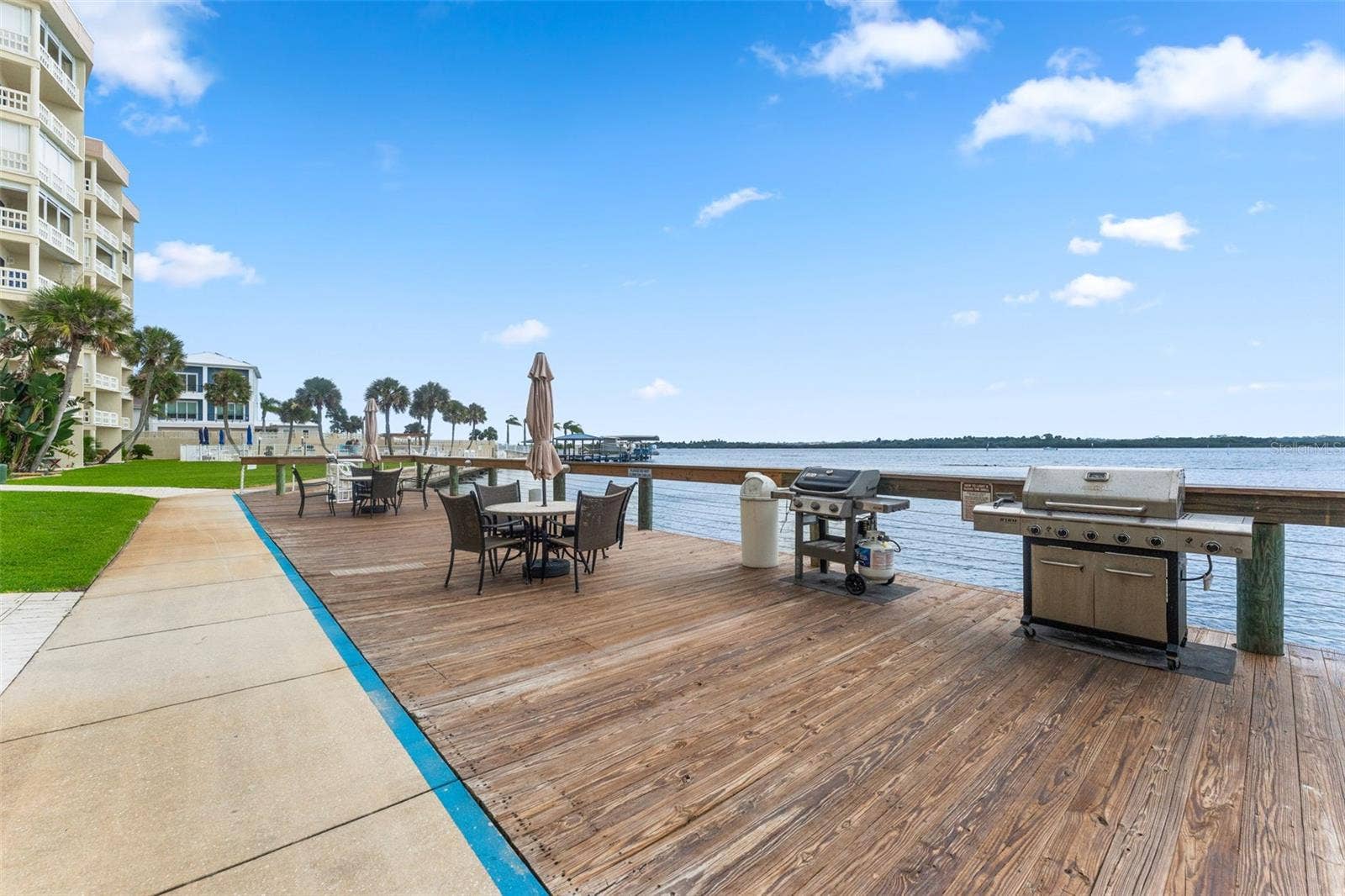 3606 S PENINSULA DRIVE, #103, Port Orange, FL 32127 BBQ and picnic area