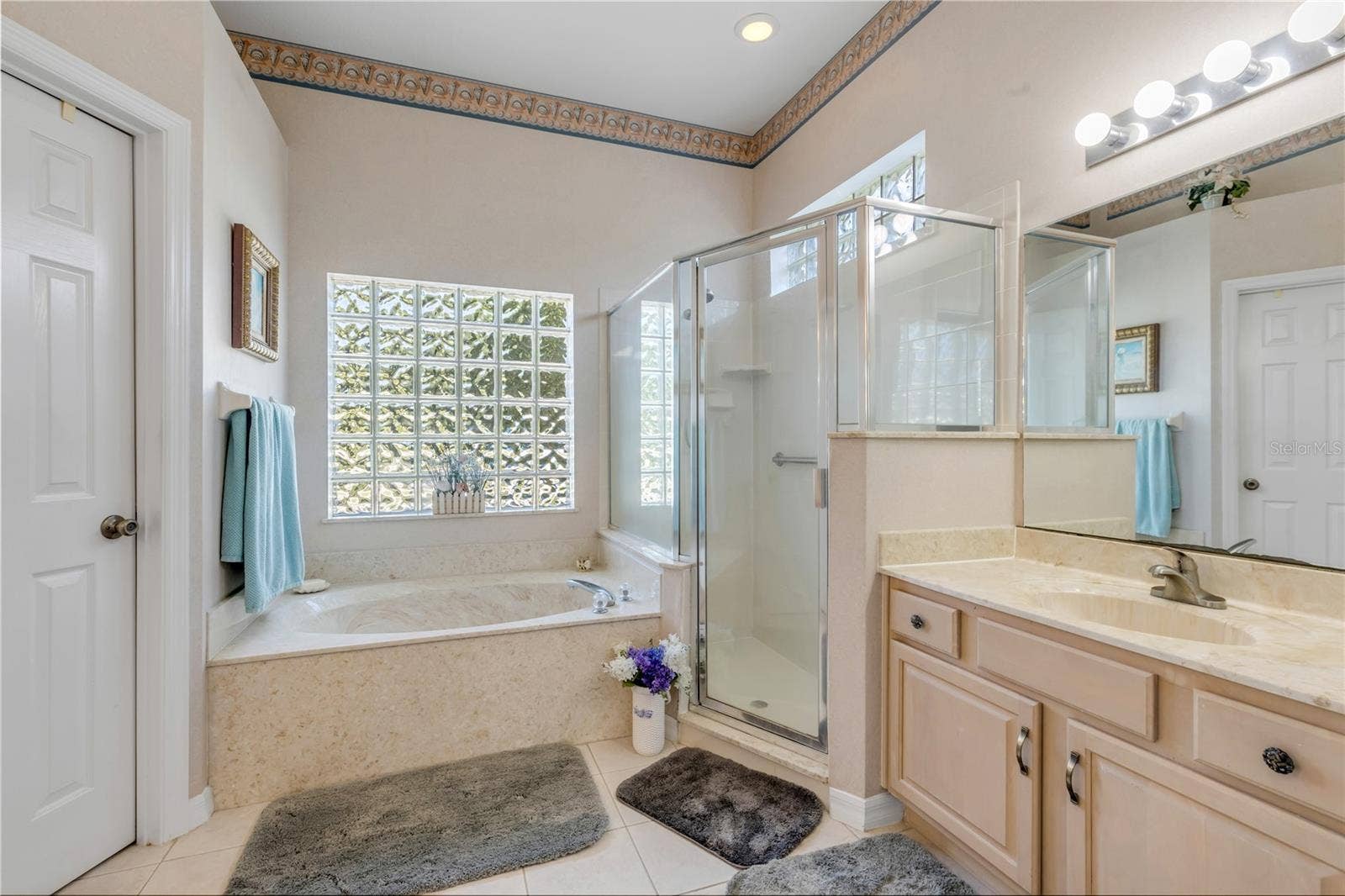1 WELLINGTON DRIVE, Palm Coast, FL 32164 1 WELLINGTON DRIVE, Palm Coast, FL 32164