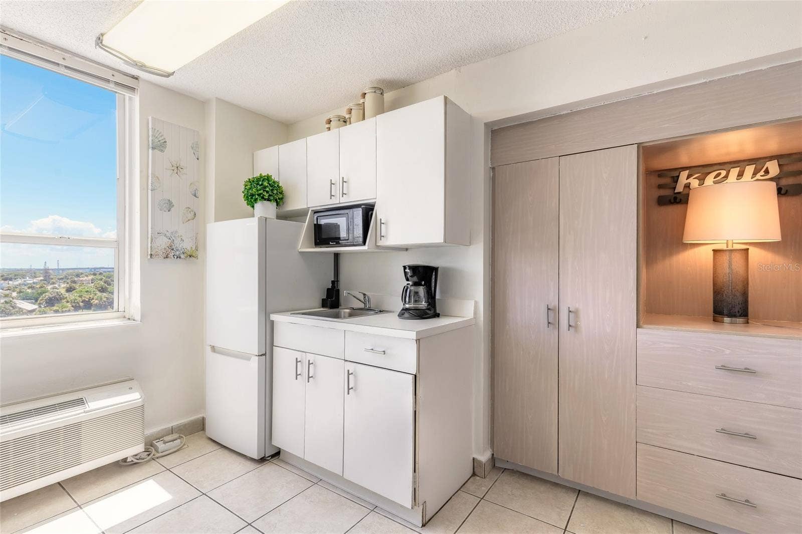 701 S ATLANTIC AVENUE, #621, Daytona Beach, FL 32118 701 S ATLANTIC AVENUE, #621, Daytona Beach, FL 32118