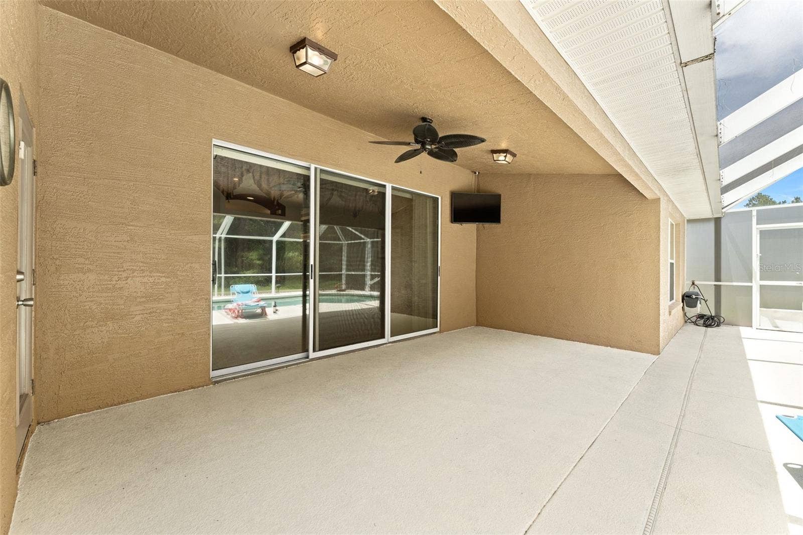 Covered lanai