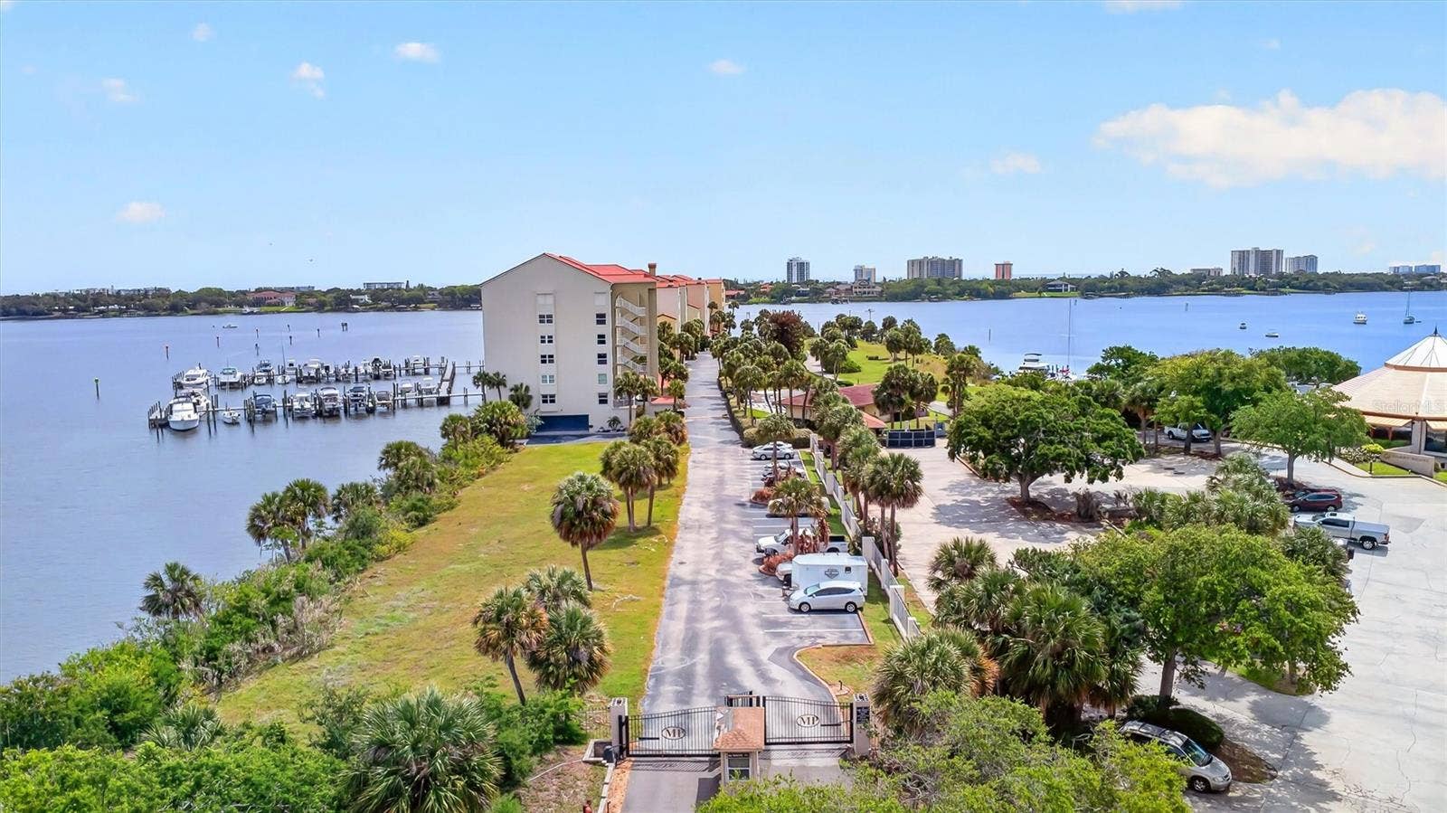 744 MARINA POINT DRIVE, #7440, Daytona Beach, FL 32114 744 MARINA POINT DRIVE, #7440, Daytona Beach, FL 32114