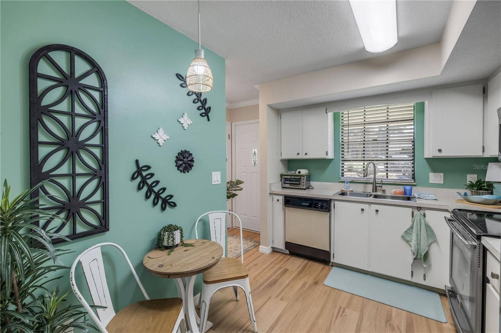 232 N RIDGEWOOD AVENUE, #23, Edgewater, FL 32132 232 N RIDGEWOOD AVENUE, #23, Edgewater, FL 32132