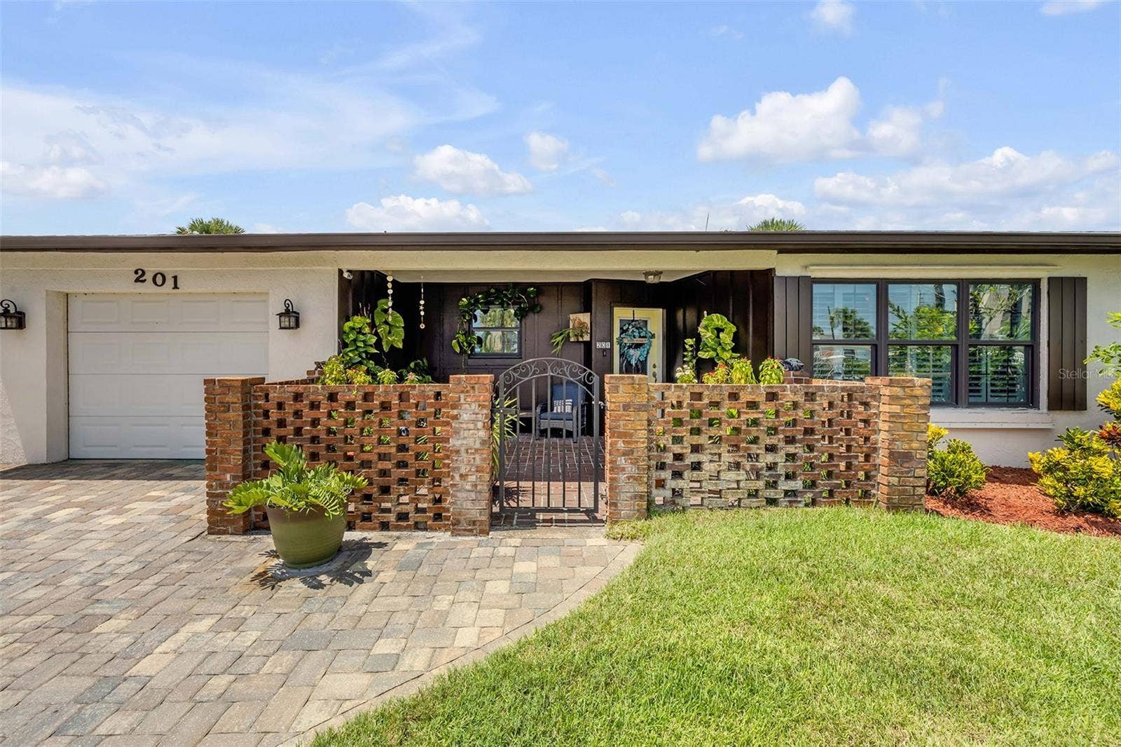 201 S VENETIAN WAY, Port Orange, FL 32127