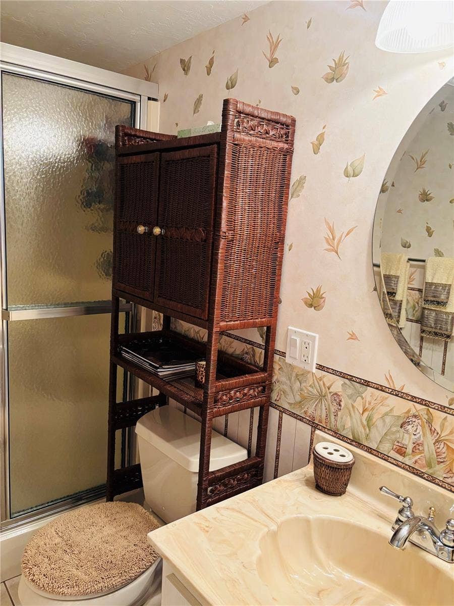 1640 JUNO TRAIL, #205-F, Astor, FL 32102 1640 JUNO TRAIL, #205-F, Astor, FL 32102