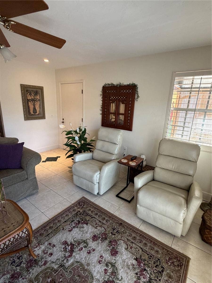 1640 JUNO TRAIL, #205-F, Astor, FL 32102 1640 JUNO TRAIL, #205-F, Astor, FL 32102