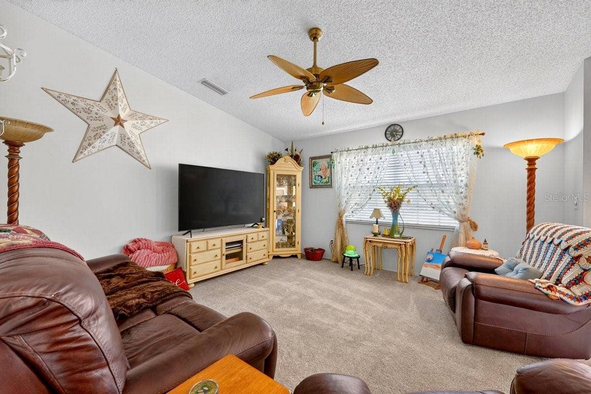 2956 BRISTOL LANE, South Daytona, FL 32119