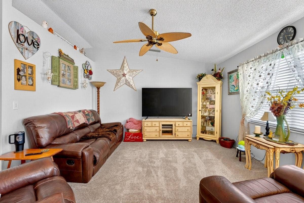2956 BRISTOL LANE, South Daytona, FL 32119