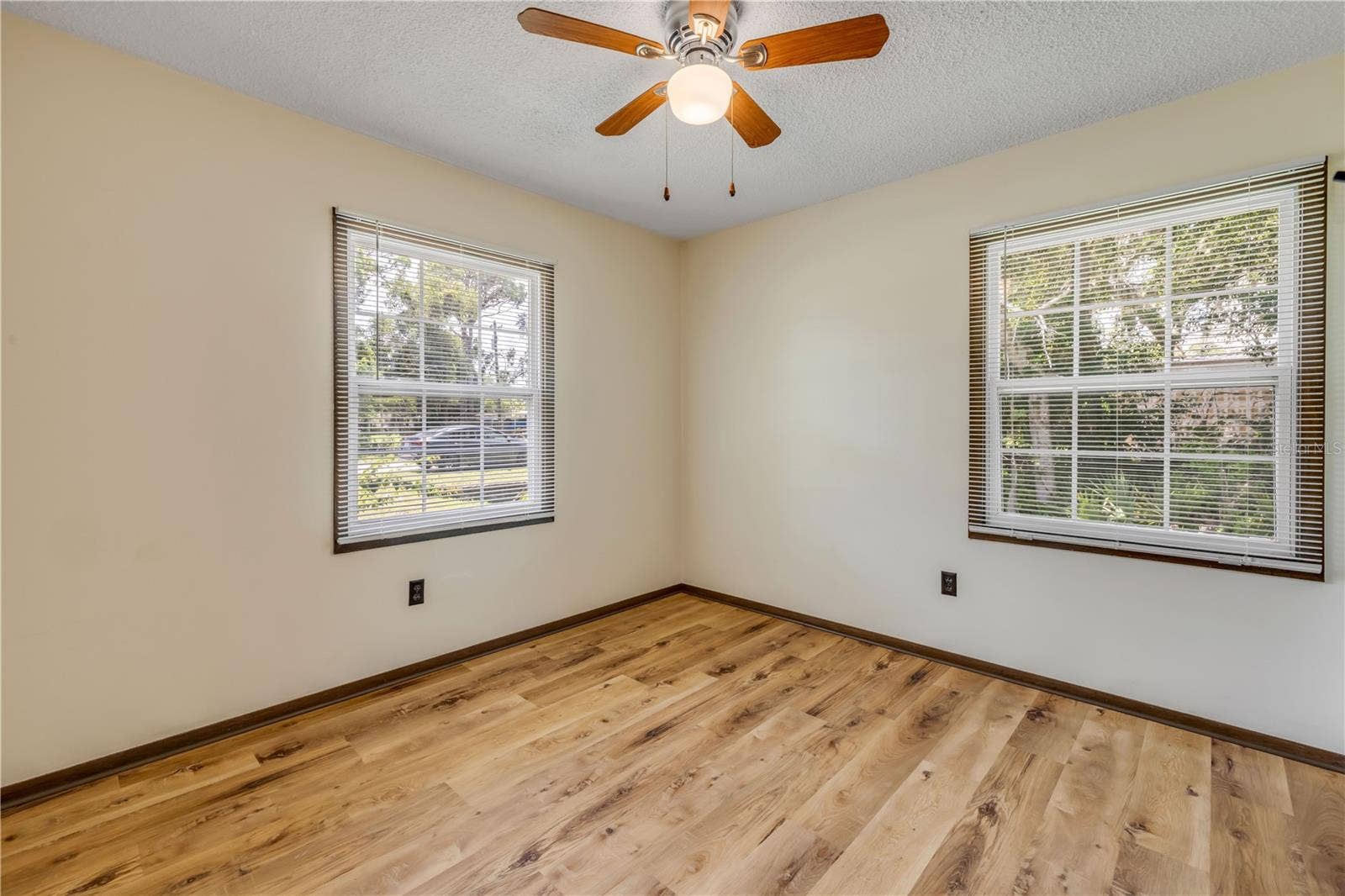 5680 PALM AVENUE, Port Orange, FL 32127 5680 PALM AVENUE, Port Orange, FL 32127