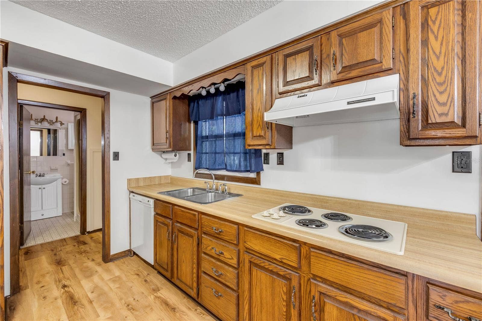 5680 PALM AVENUE, Port Orange, FL 32127 5680 PALM AVENUE, Port Orange, FL 32127