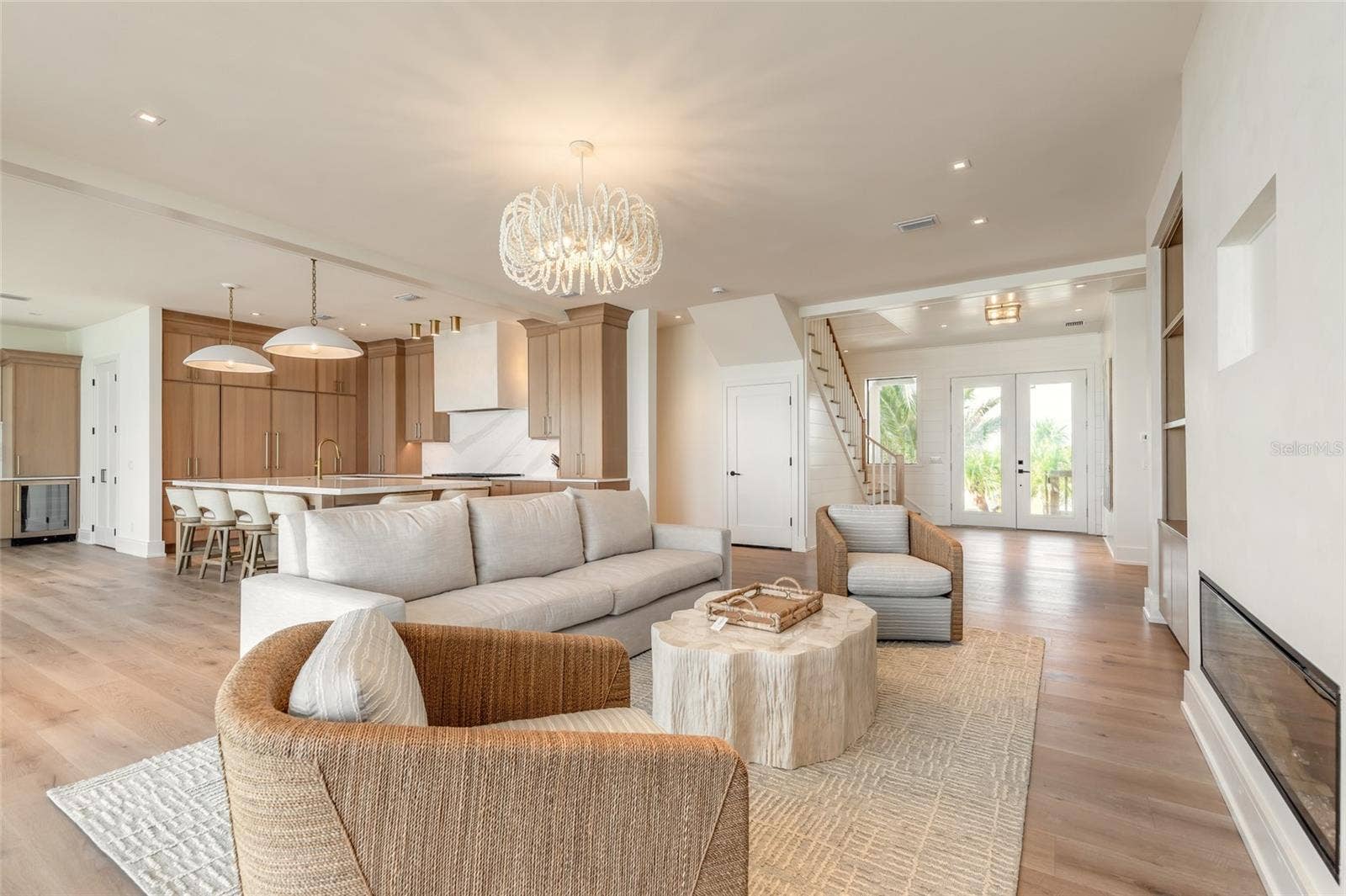 4643 VAN KLEECK DRIVE, New Smyrna Beach, FL 32169 Living Room