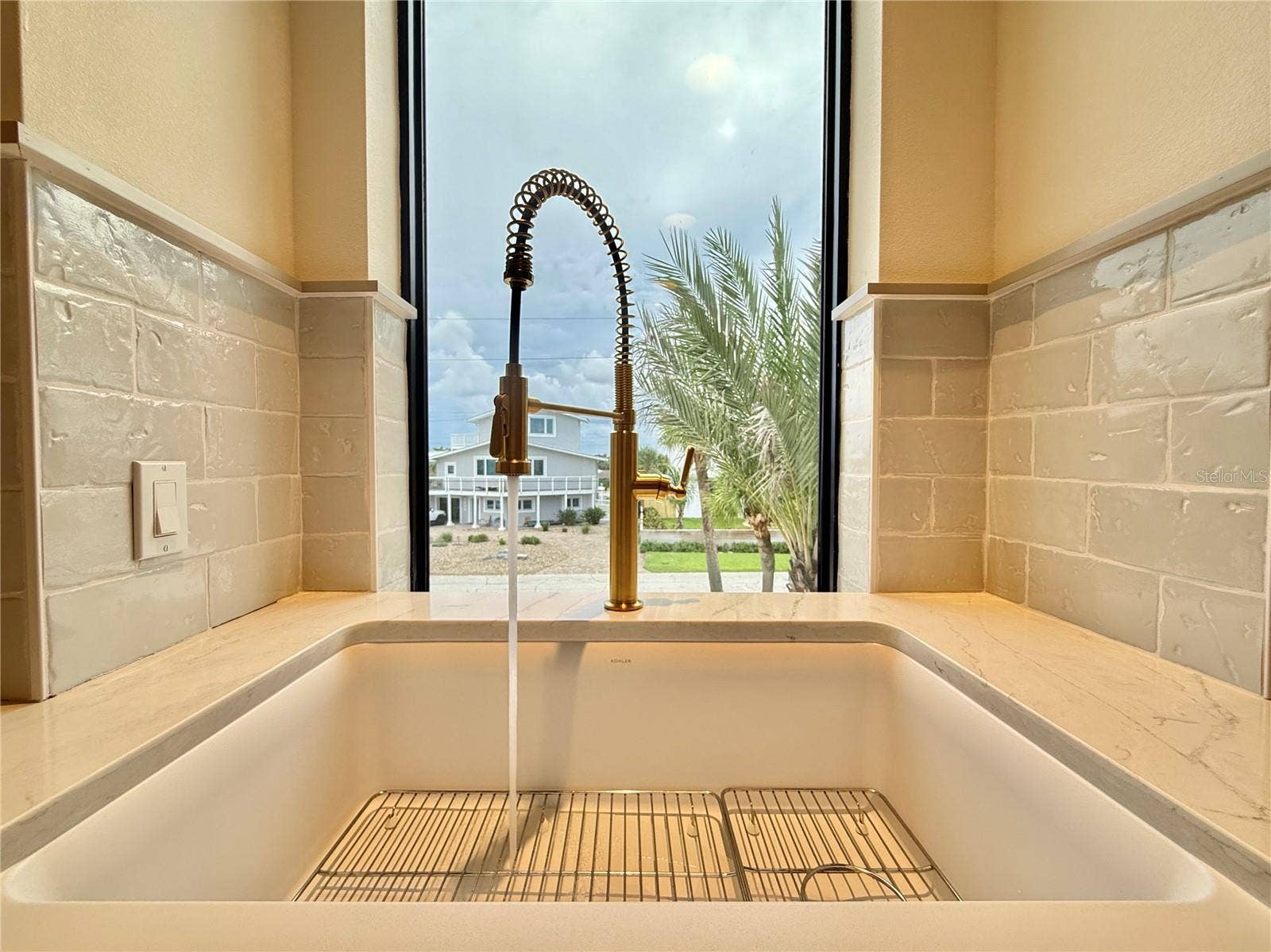 4643 VAN KLEECK DRIVE, New Smyrna Beach, FL 32169 Laundry Room with a View