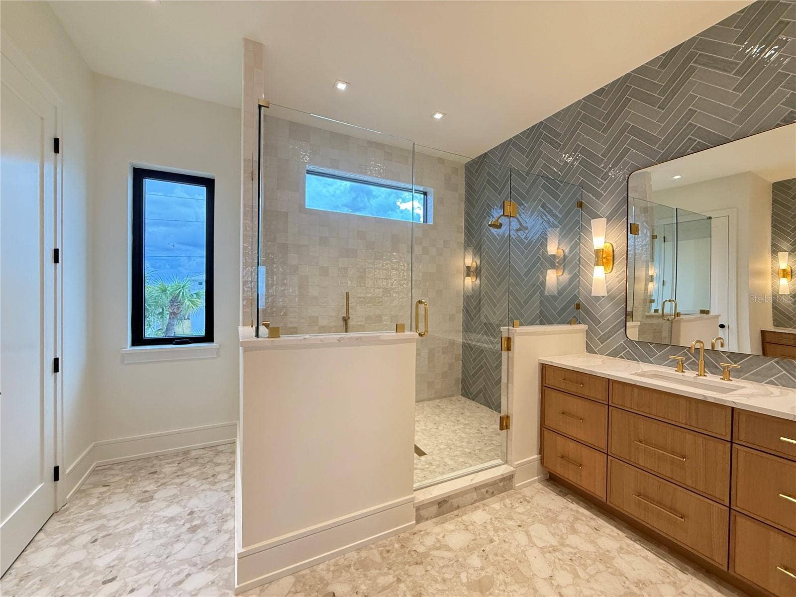 4643 VAN KLEECK DRIVE, New Smyrna Beach, FL 32169 Primary Bath