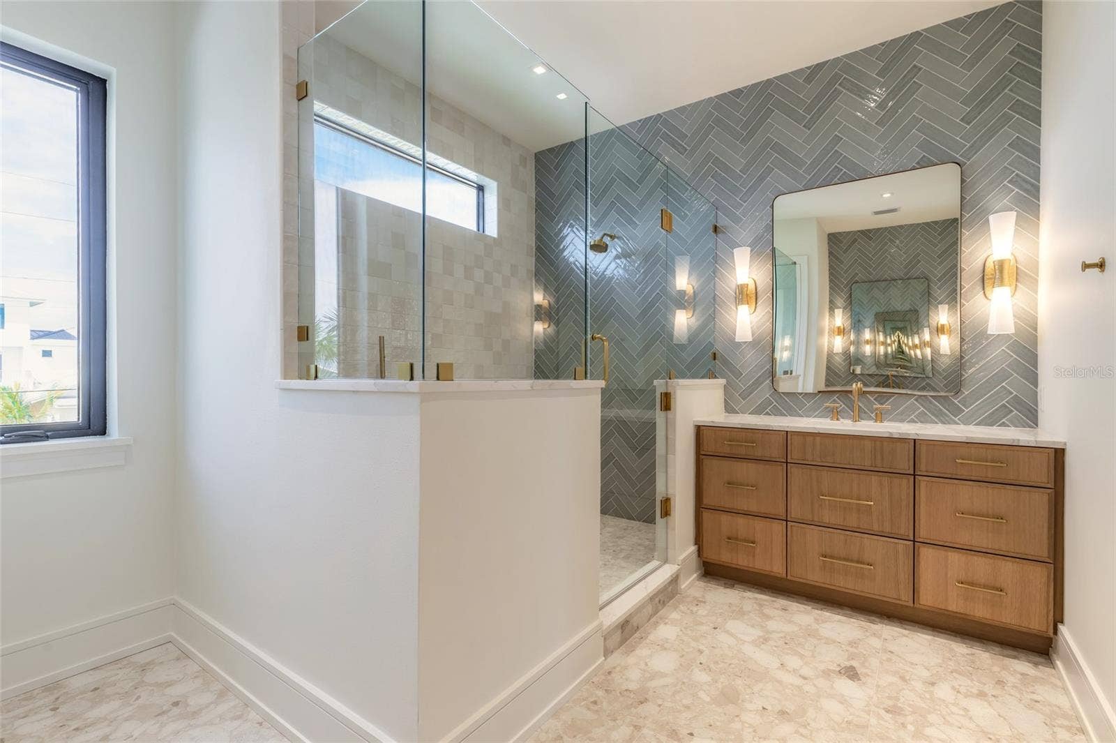 4643 VAN KLEECK DRIVE, New Smyrna Beach, FL 32169 Primary Bath
