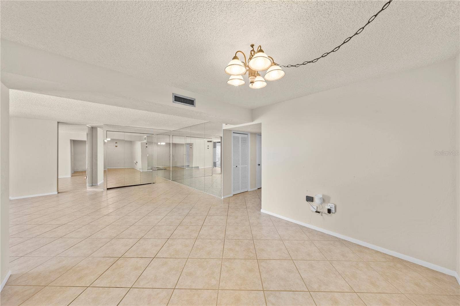 3003 S ATLANTIC AVENUE, #6B4, Daytona Beach Shores, FL 32118 3003 S ATLANTIC AVENUE, #6B4, Daytona Beach Shores, FL 32118