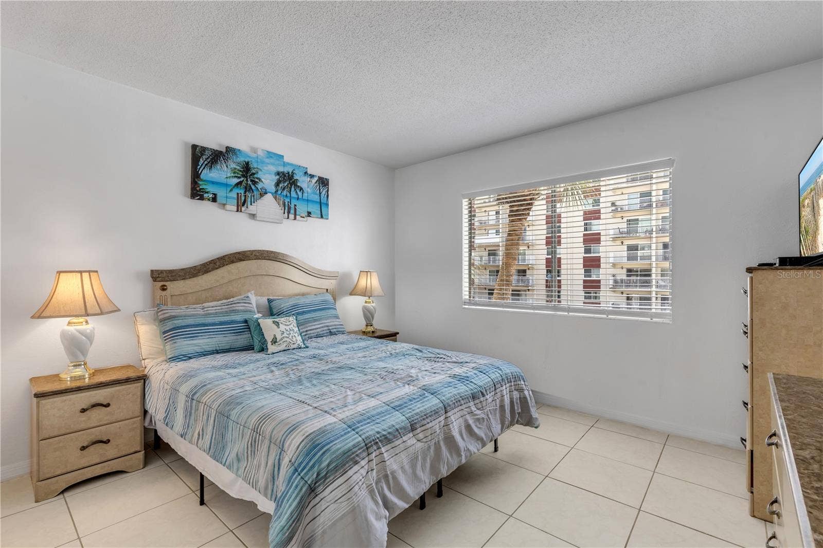 2711 N HALIFAX AVENUE, #372, Daytona Beach, FL 32118 2711 N HALIFAX AVENUE, #372, Daytona Beach, FL 32118