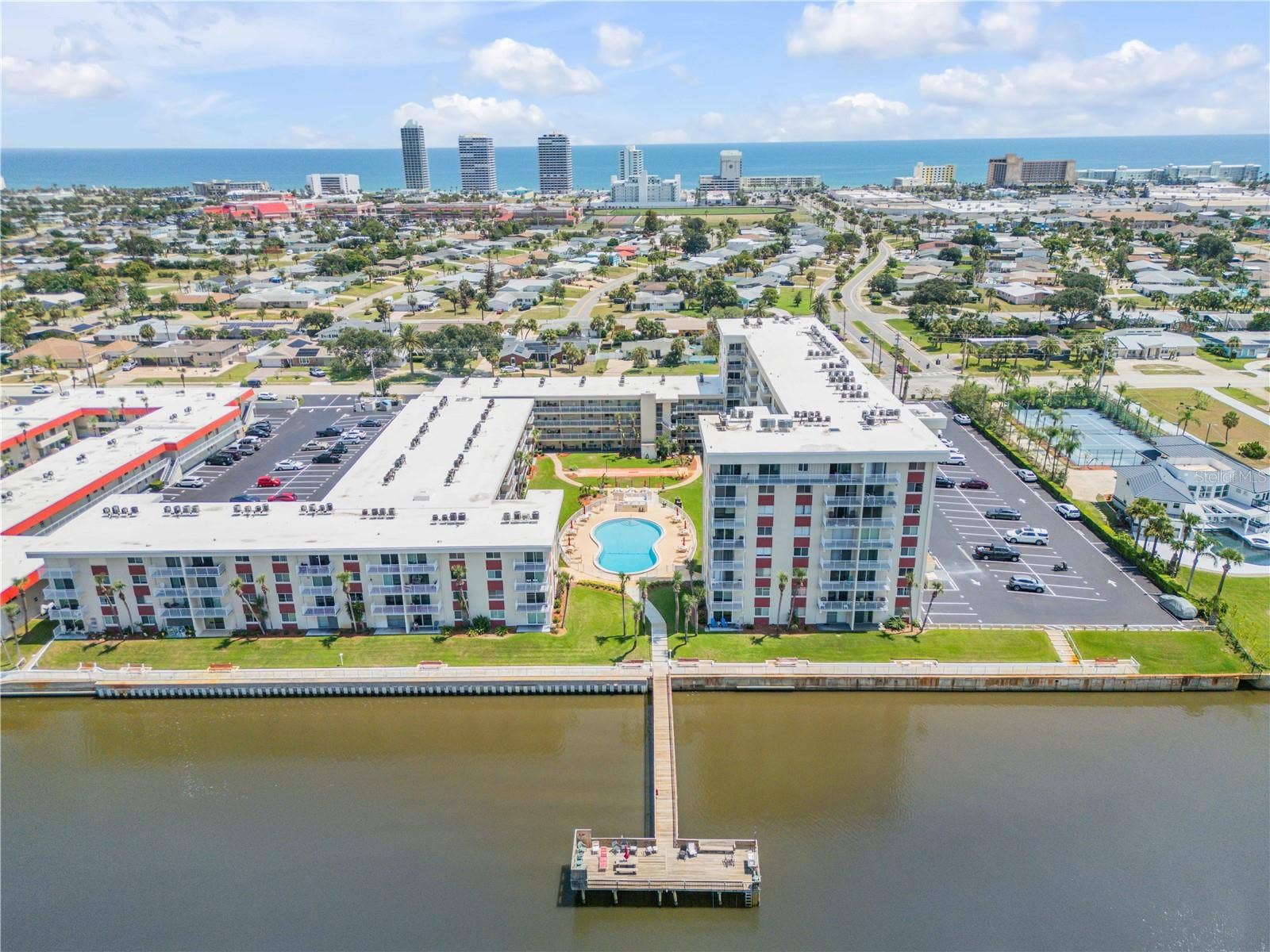 2711 N HALIFAX AVENUE, #372, Daytona Beach, FL 32118 2711 N HALIFAX AVENUE, #372, Daytona Beach, FL 32118