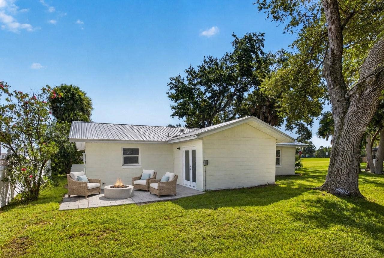 5464 RIVERSIDE DRIVE, Port Orange, FL 32127 5464 RIVERSIDE DRIVE, Port Orange, FL 32127