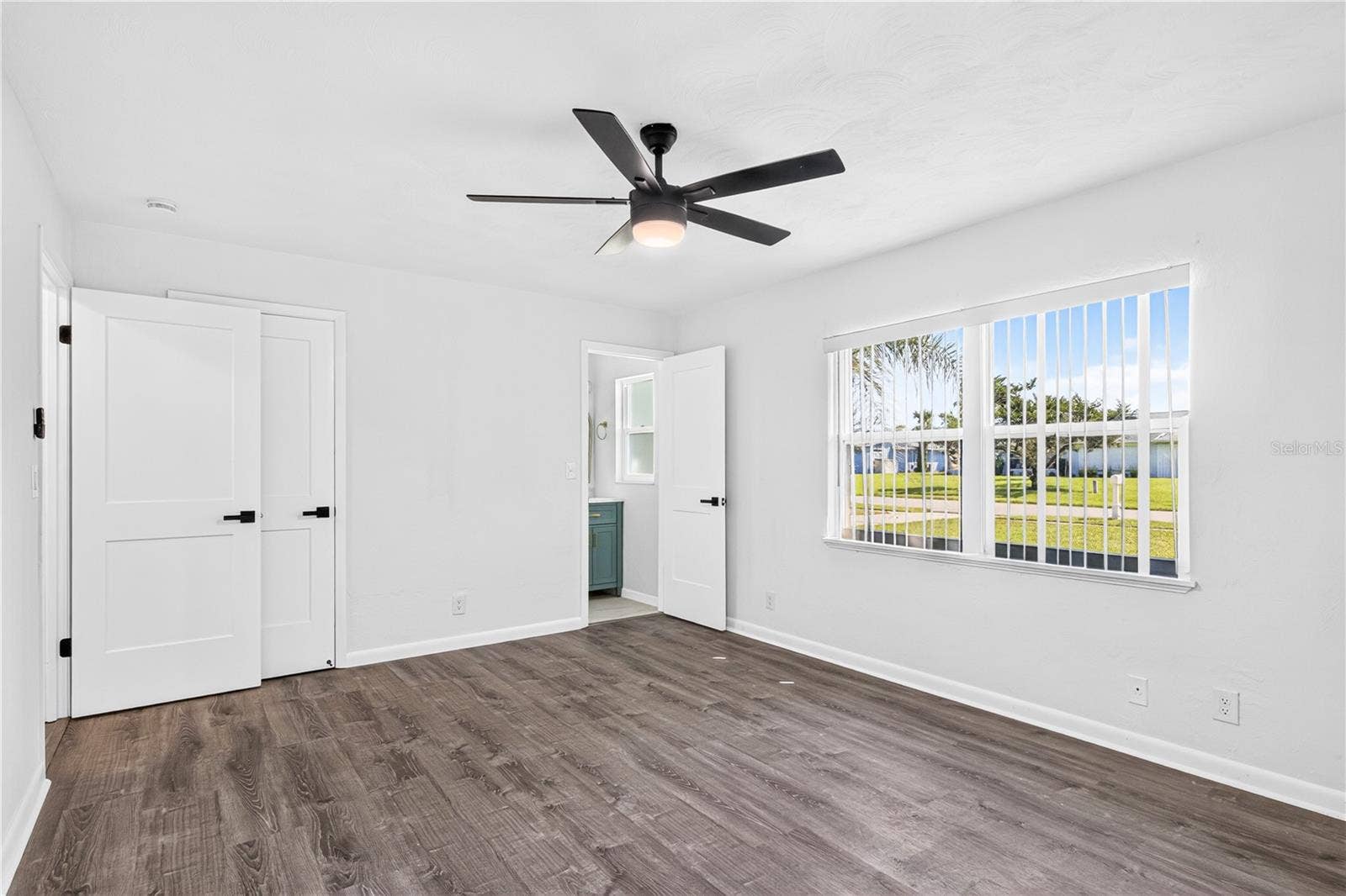 5464 RIVERSIDE DRIVE, Port Orange, FL 32127 5464 RIVERSIDE DRIVE, Port Orange, FL 32127