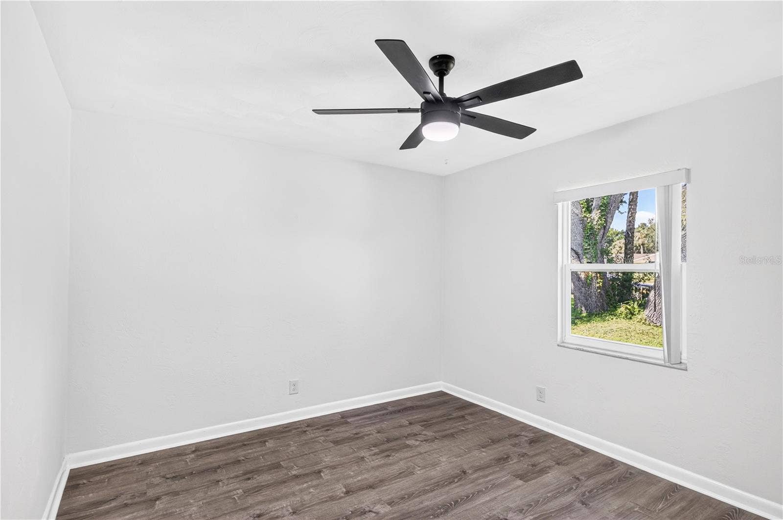 5464 RIVERSIDE DRIVE, Port Orange, FL 32127 5464 RIVERSIDE DRIVE, Port Orange, FL 32127