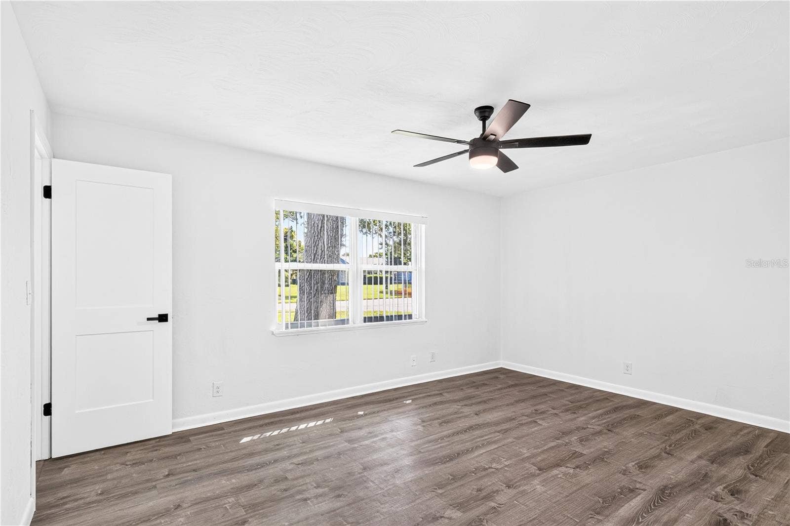 5464 RIVERSIDE DRIVE, Port Orange, FL 32127 5464 RIVERSIDE DRIVE, Port Orange, FL 32127