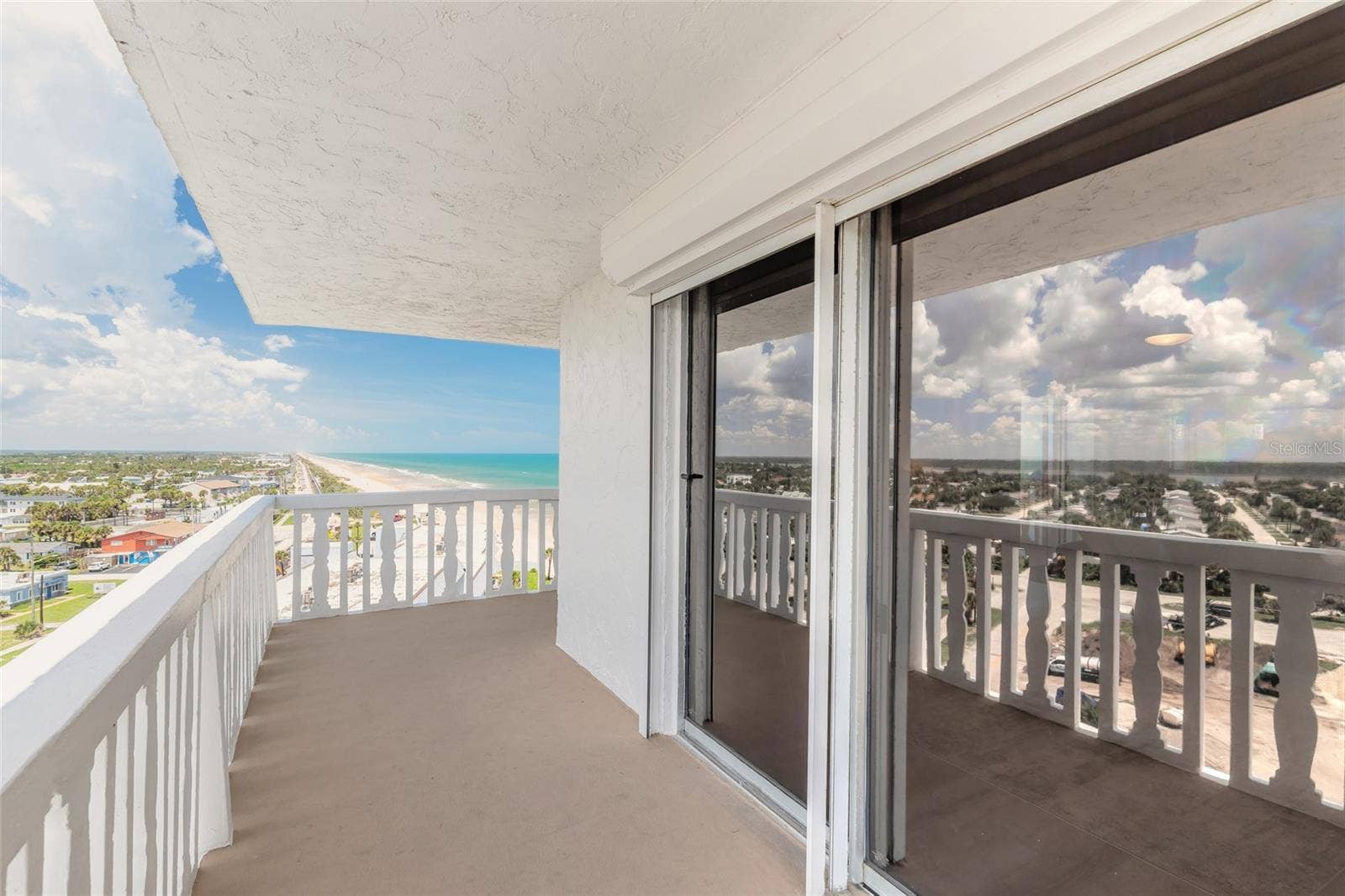 1575 OCEAN SHORE BOULEVARD, #J070, Ormond Beach, FL 32176 1575 OCEAN SHORE BOULEVARD, #J070, Ormond Beach, FL 32176