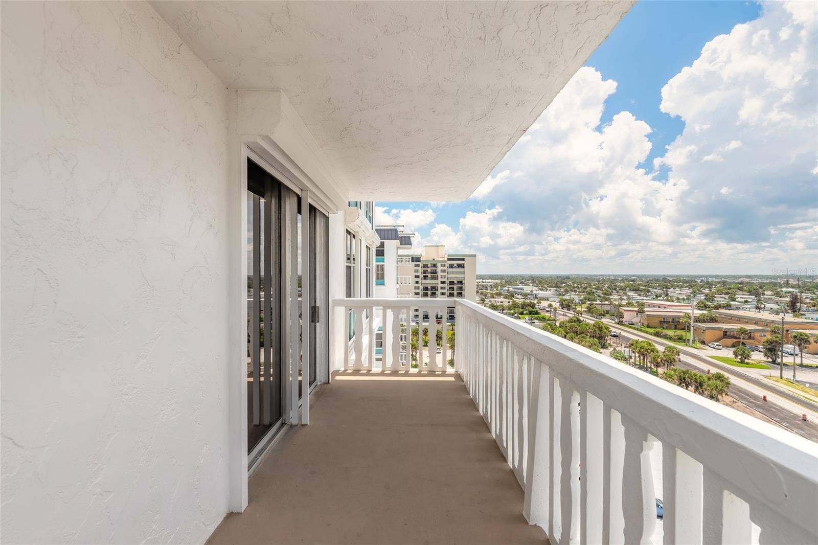 1575 OCEAN SHORE BOULEVARD, #J070, Ormond Beach, FL 32176 1575 OCEAN SHORE BOULEVARD, #J070, Ormond Beach, FL 32176