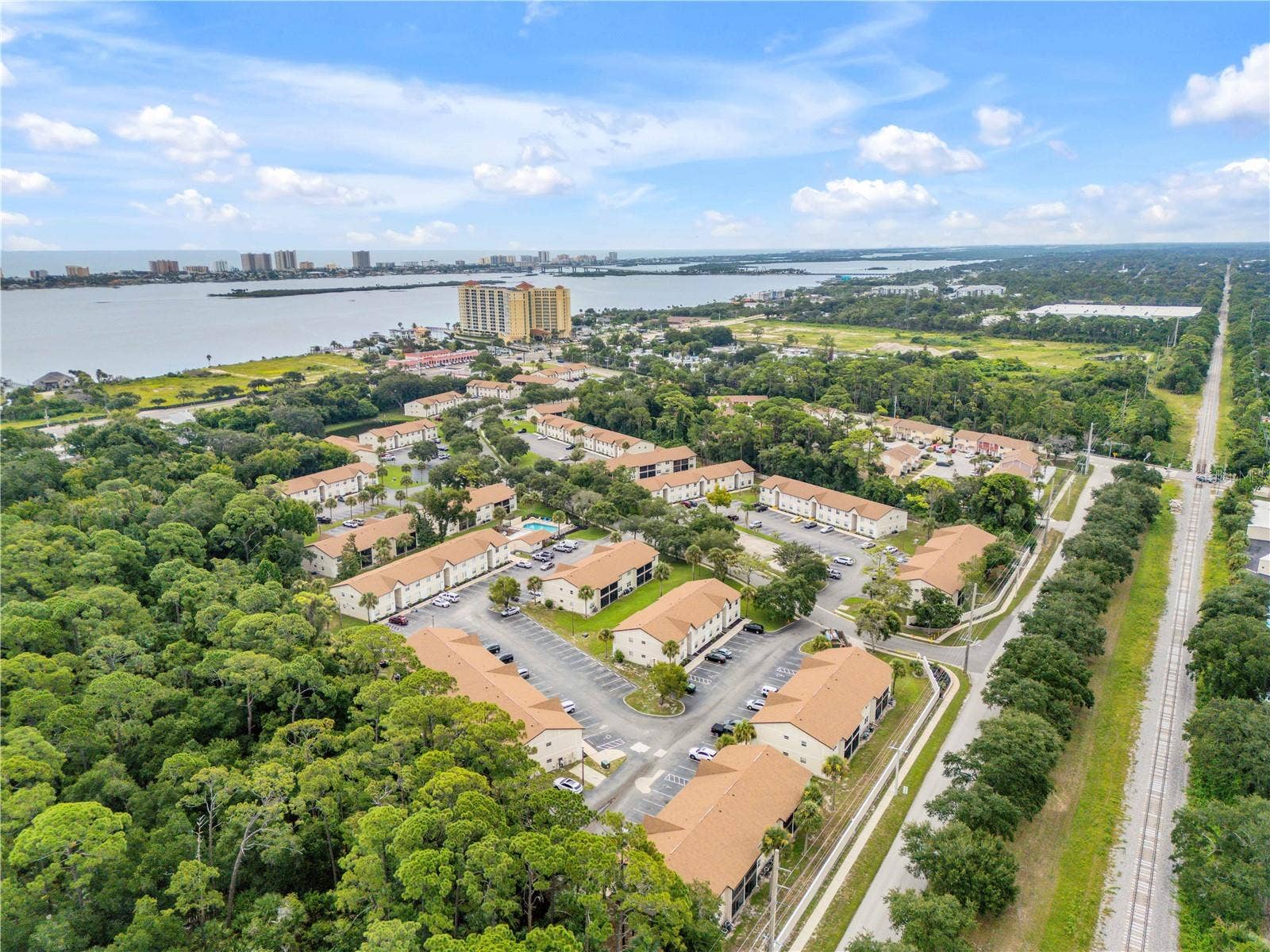 430 BANANA CAY DRIVE, #A, South Daytona, FL 32119