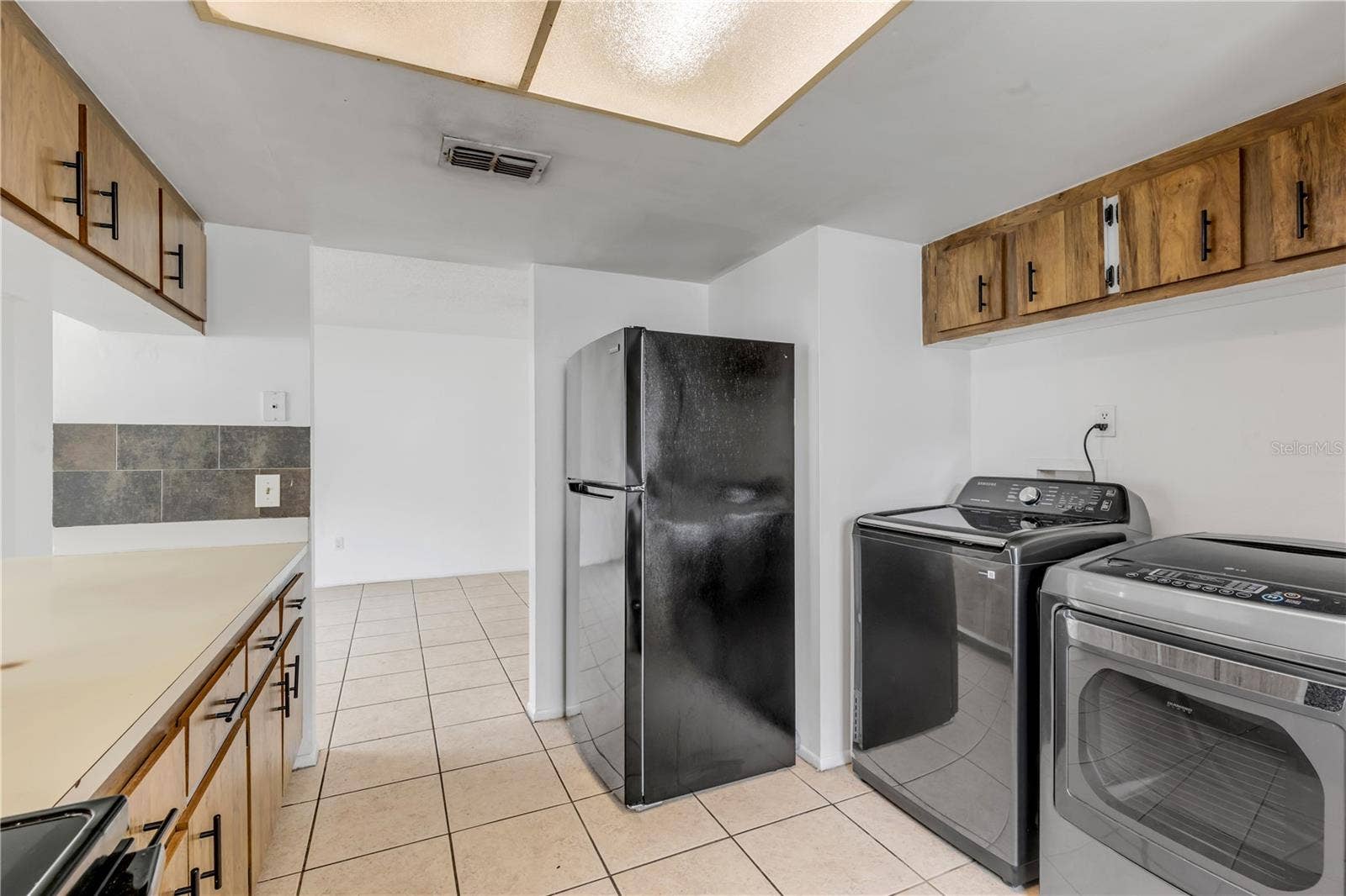 430 BANANA CAY DRIVE, #A, South Daytona, FL 32119