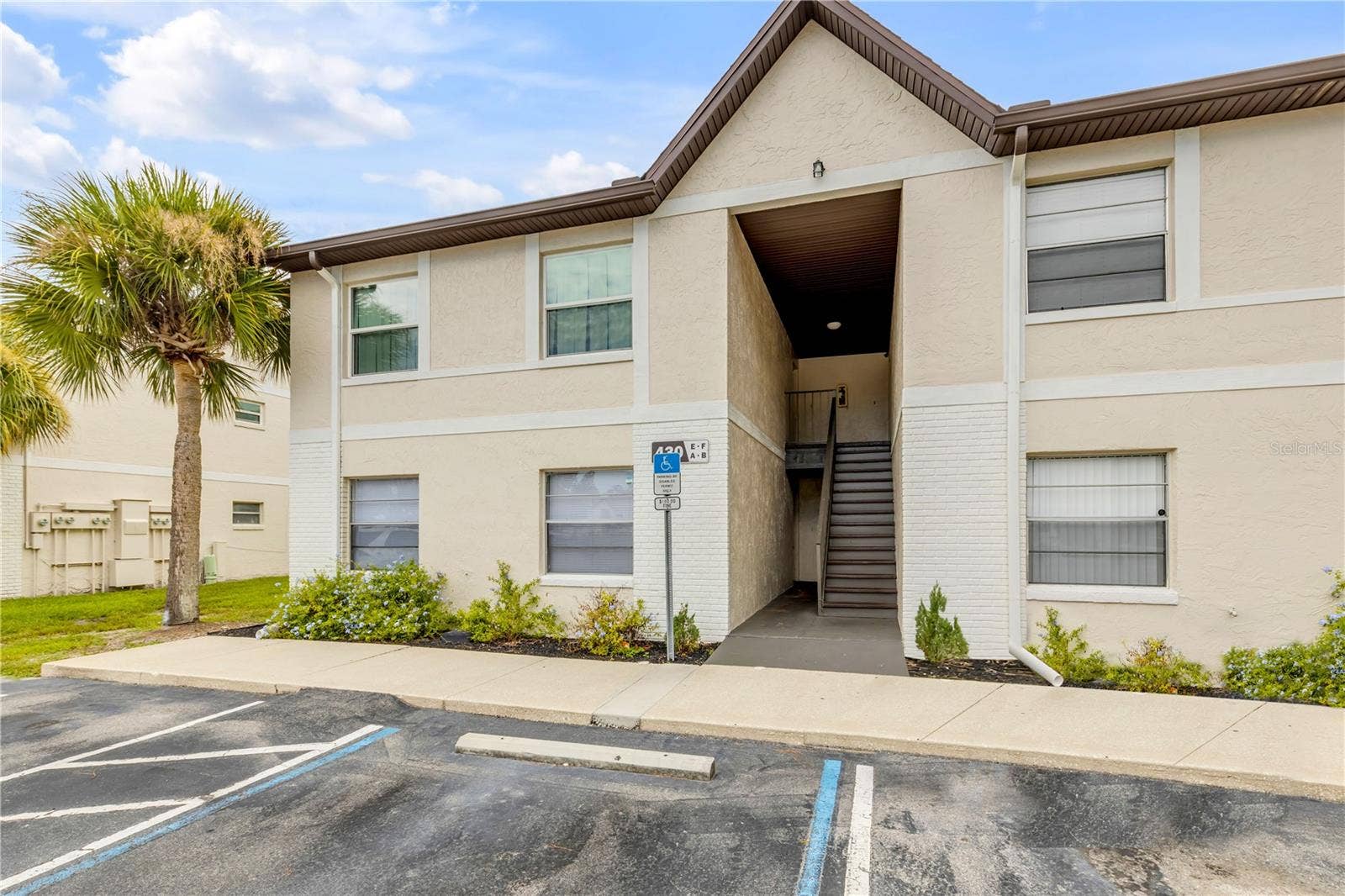 430 BANANA CAY DRIVE, #A, South Daytona, FL 32119