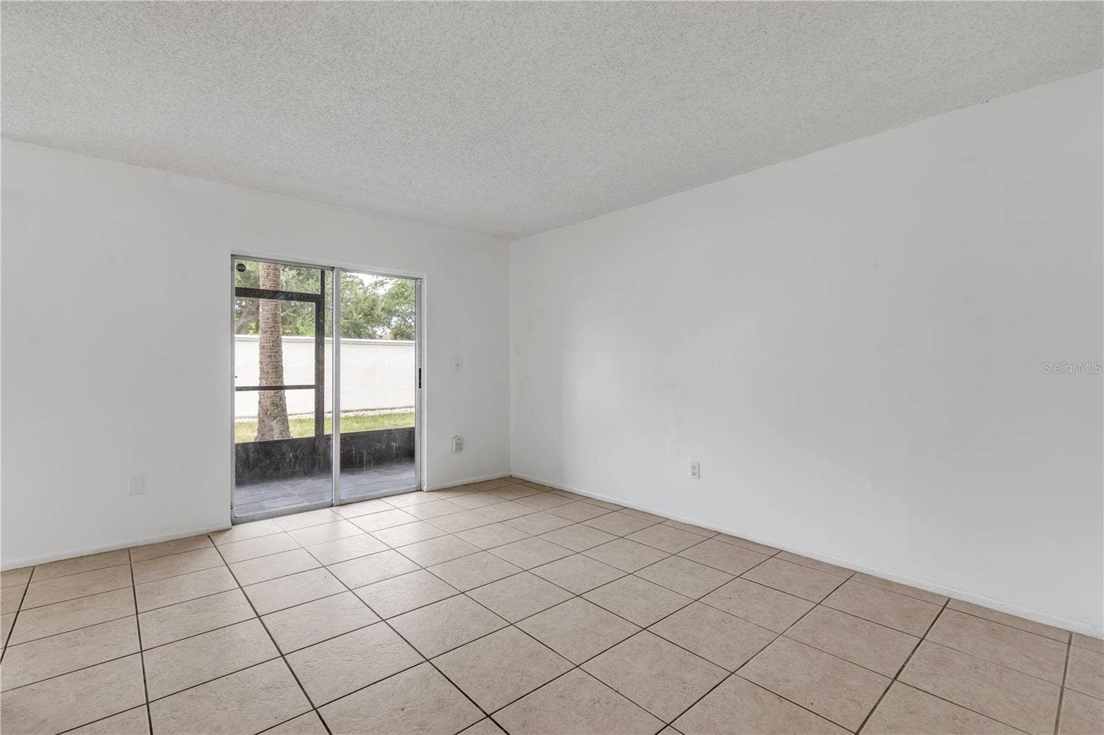 430 BANANA CAY DRIVE, #A, South Daytona, FL 32119